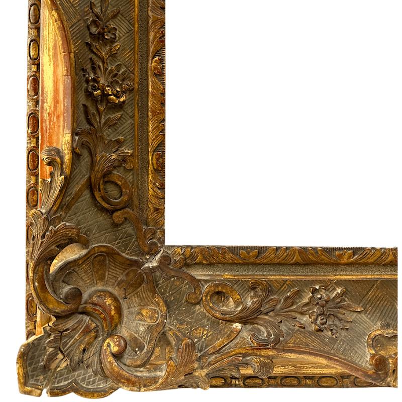 French 19th century Carved Large Antique Frame For Sale 2