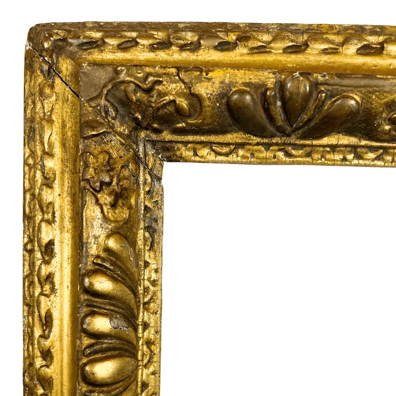 Italian 17th Century Antique Gilt Frame For Sale 1