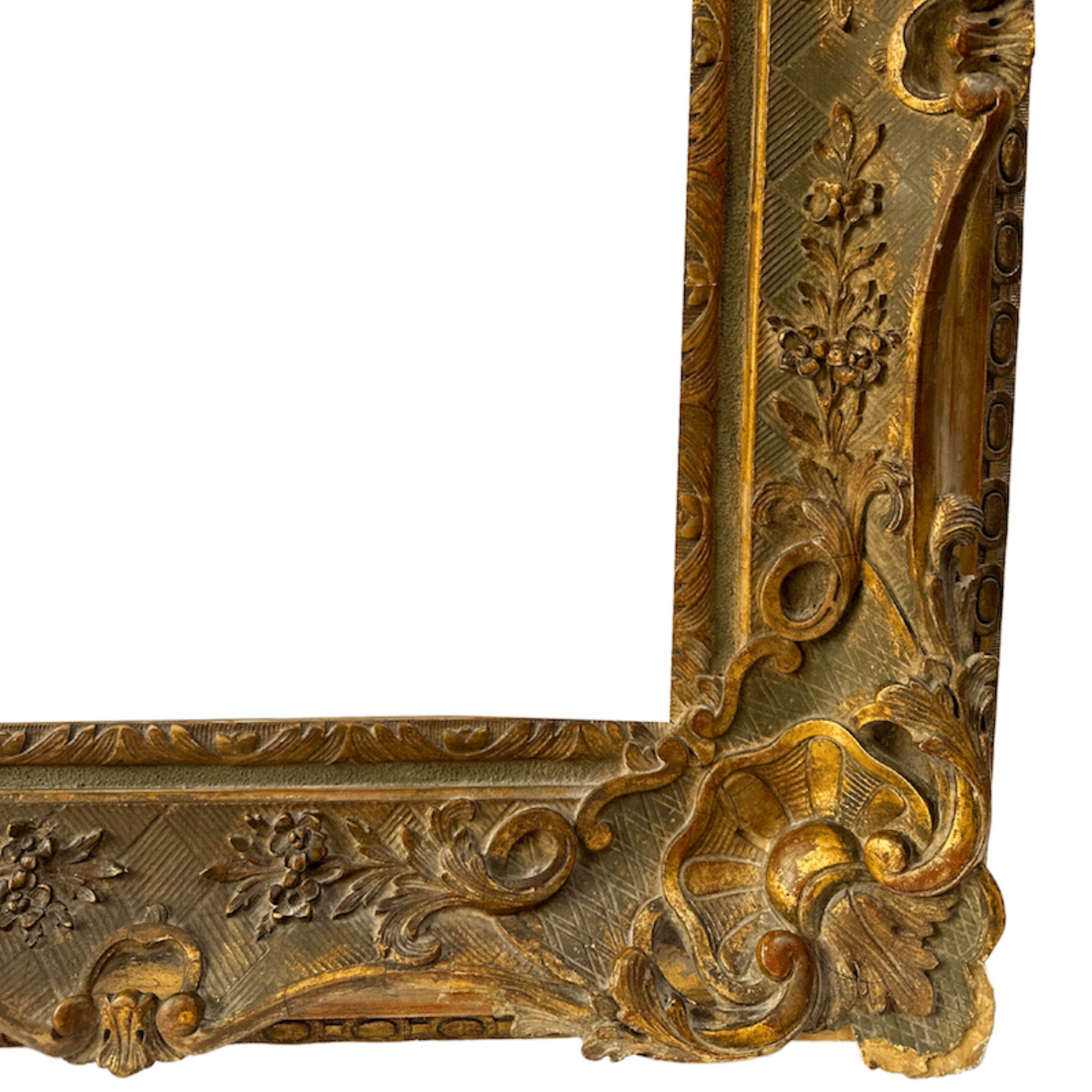 Grand cadre français du XIXe siècle avec patine dorée, cartouches et rinceaux d'Acanthus - Rococo Art par Unknown