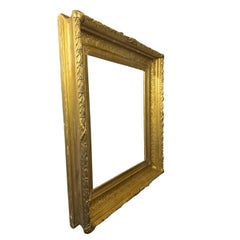 Antique 1870s American Hudson River Gilt Frame with Arched & Daisy Floral Motifs