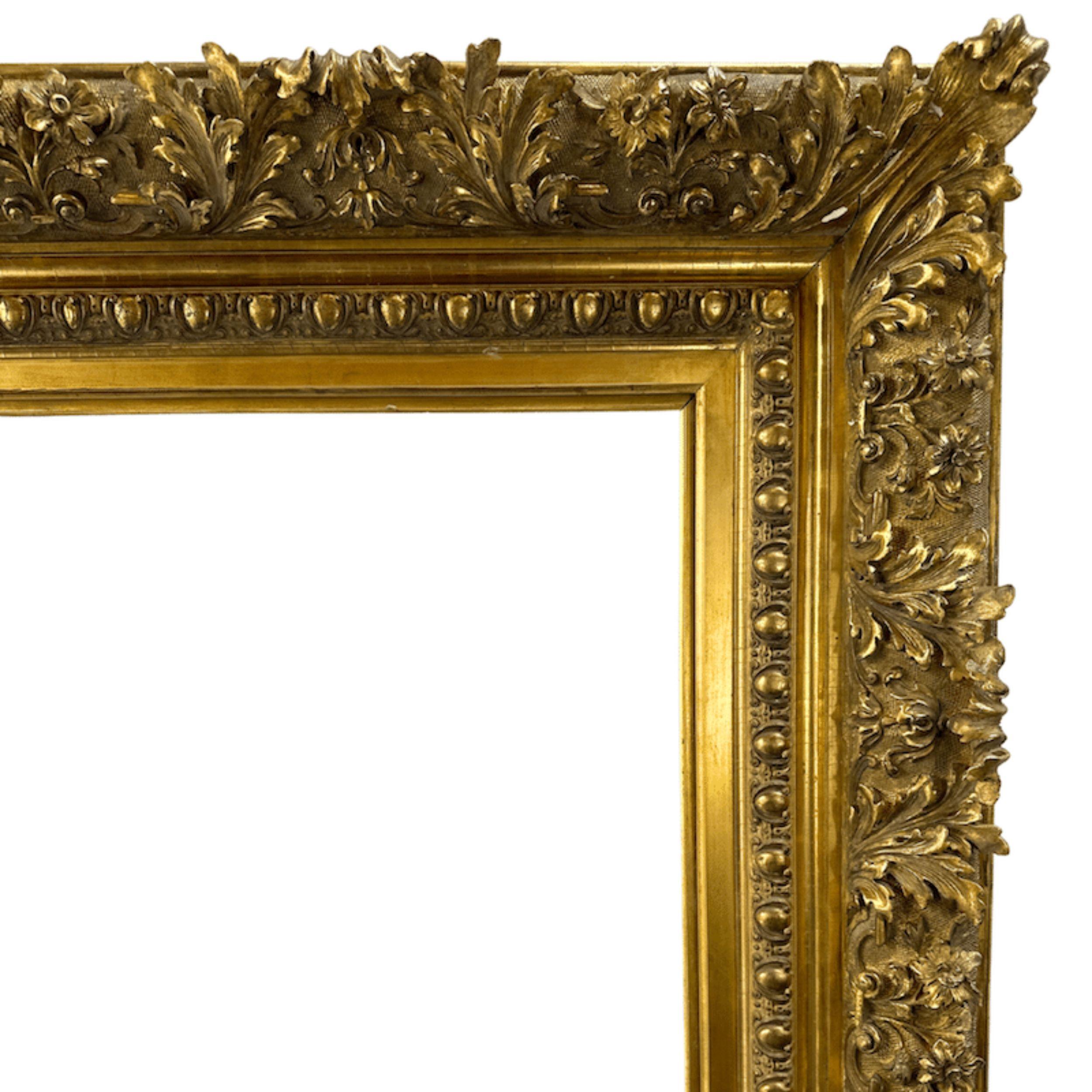 Grande cornice americana dorata Barbizon del 1880 con motivi di acanto e cartiglio in vendita 2