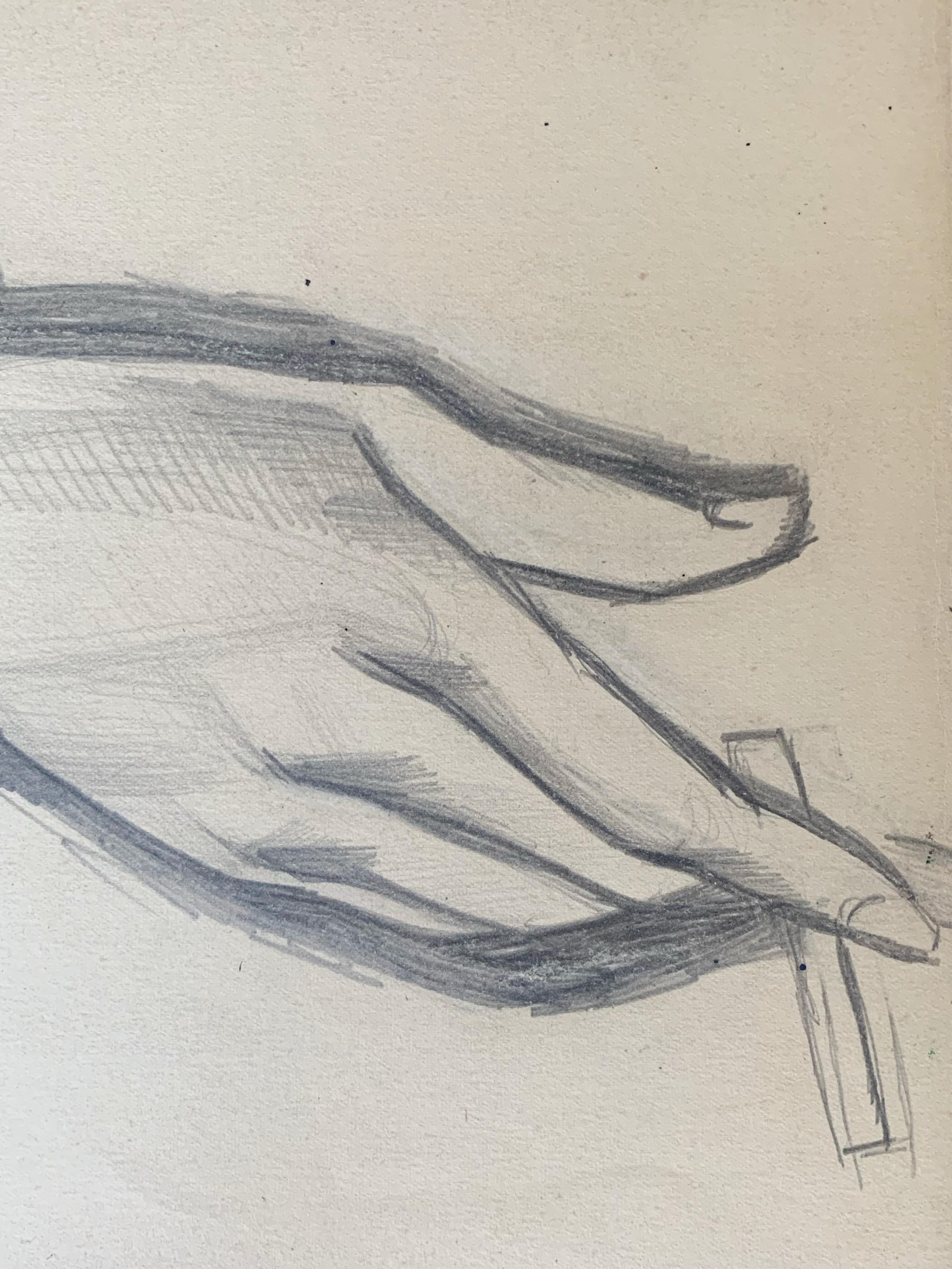 Étude d'une main tenant une cigarette, vers 1930, crayon sur papier - Art de Raymonde Heudebert