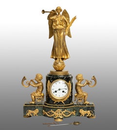 Antique Napoleon III French gilt bronze and alps green marble clock. Antique Napoleon III French gilt bronze and alps green marble clock.