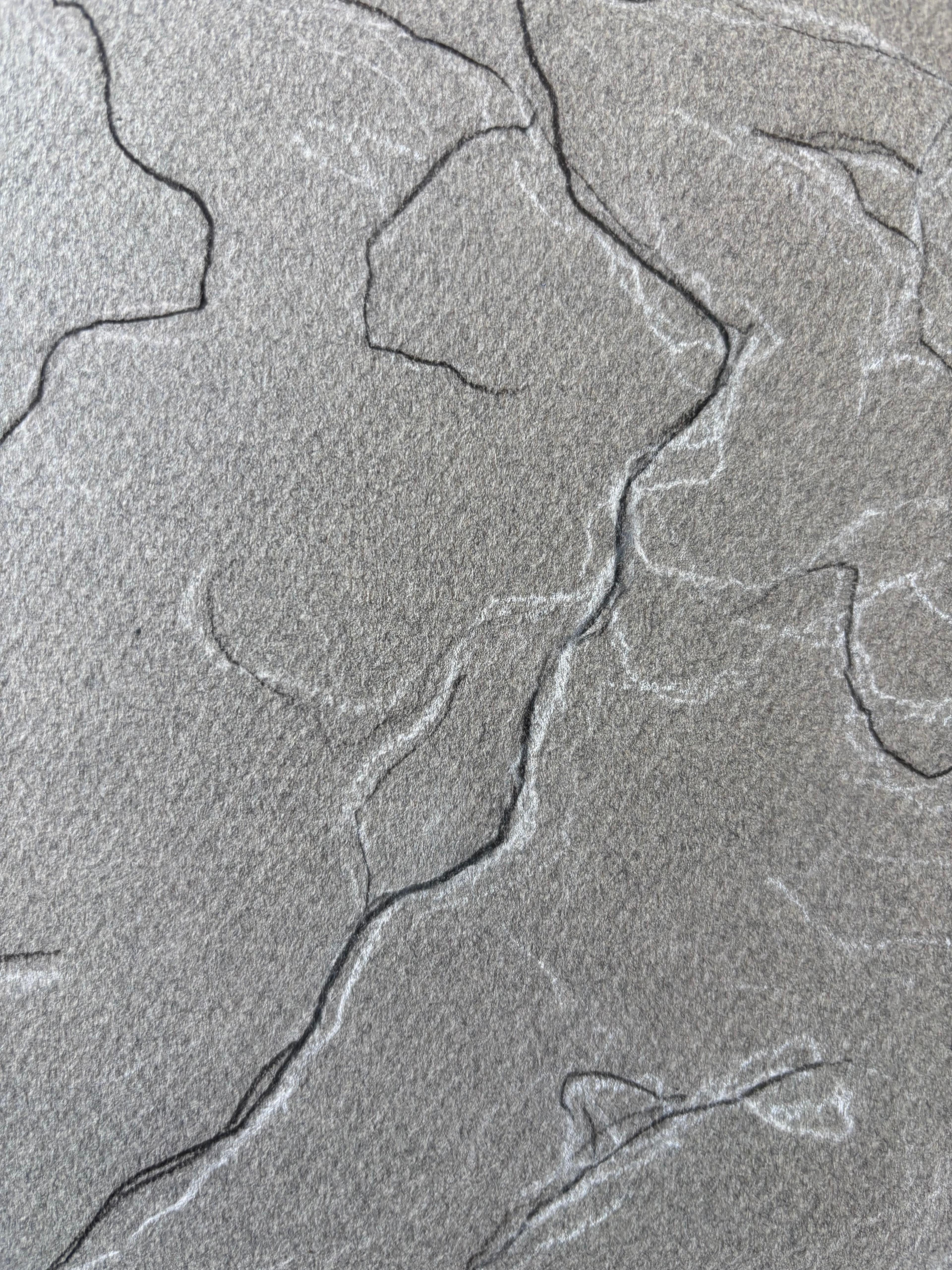 Le Sofa by Grégoire Mathias – Rhythmic Nude Forms in Chalk on Grey Board For Sale 3