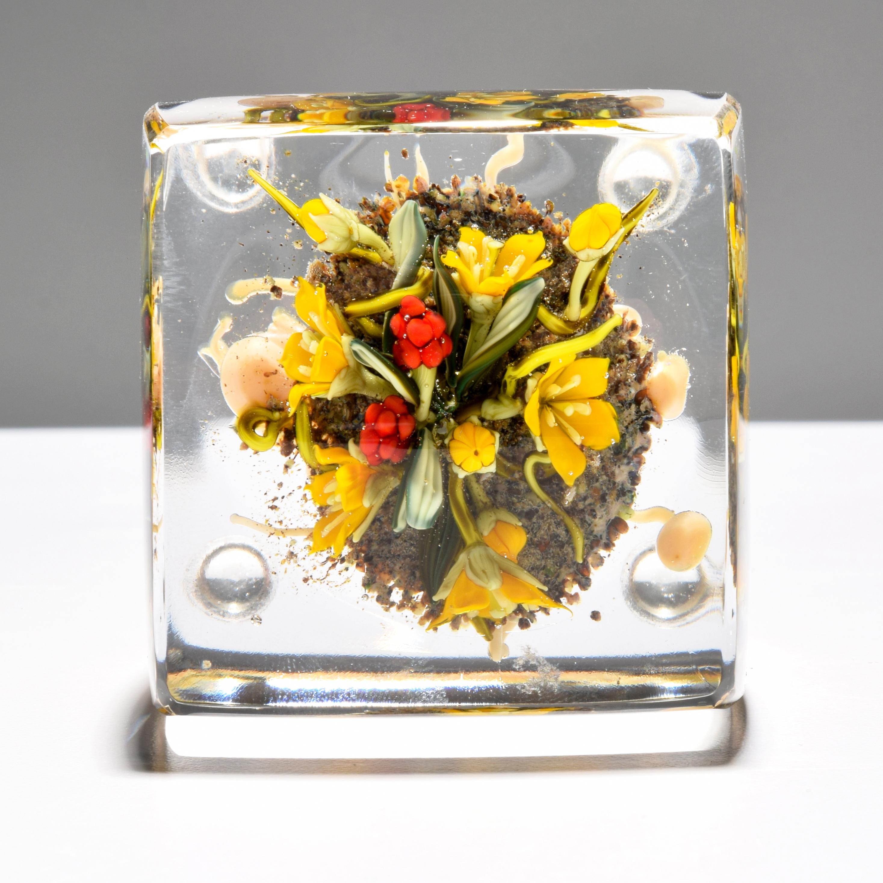 Paul J. Stankard Yellow Flowers & Root Person Upright Paperweight For Sale 8