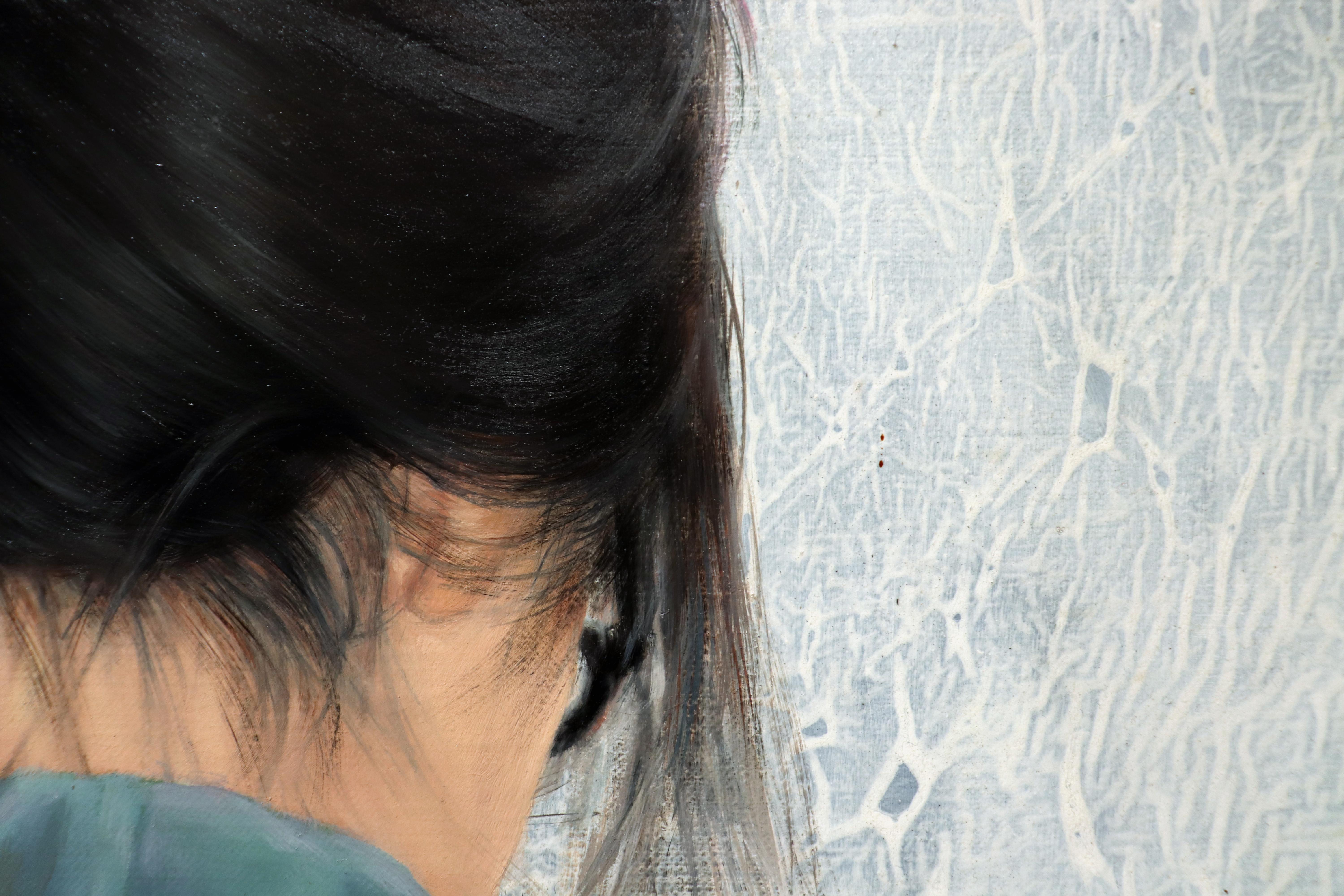 THEIR OWN LANGUAGE - Photorealism / Junges Mädchen mit Pferdeschwanz und braunem Haar (Zeitgenössisch), Painting, von Jong-Kie Jeong