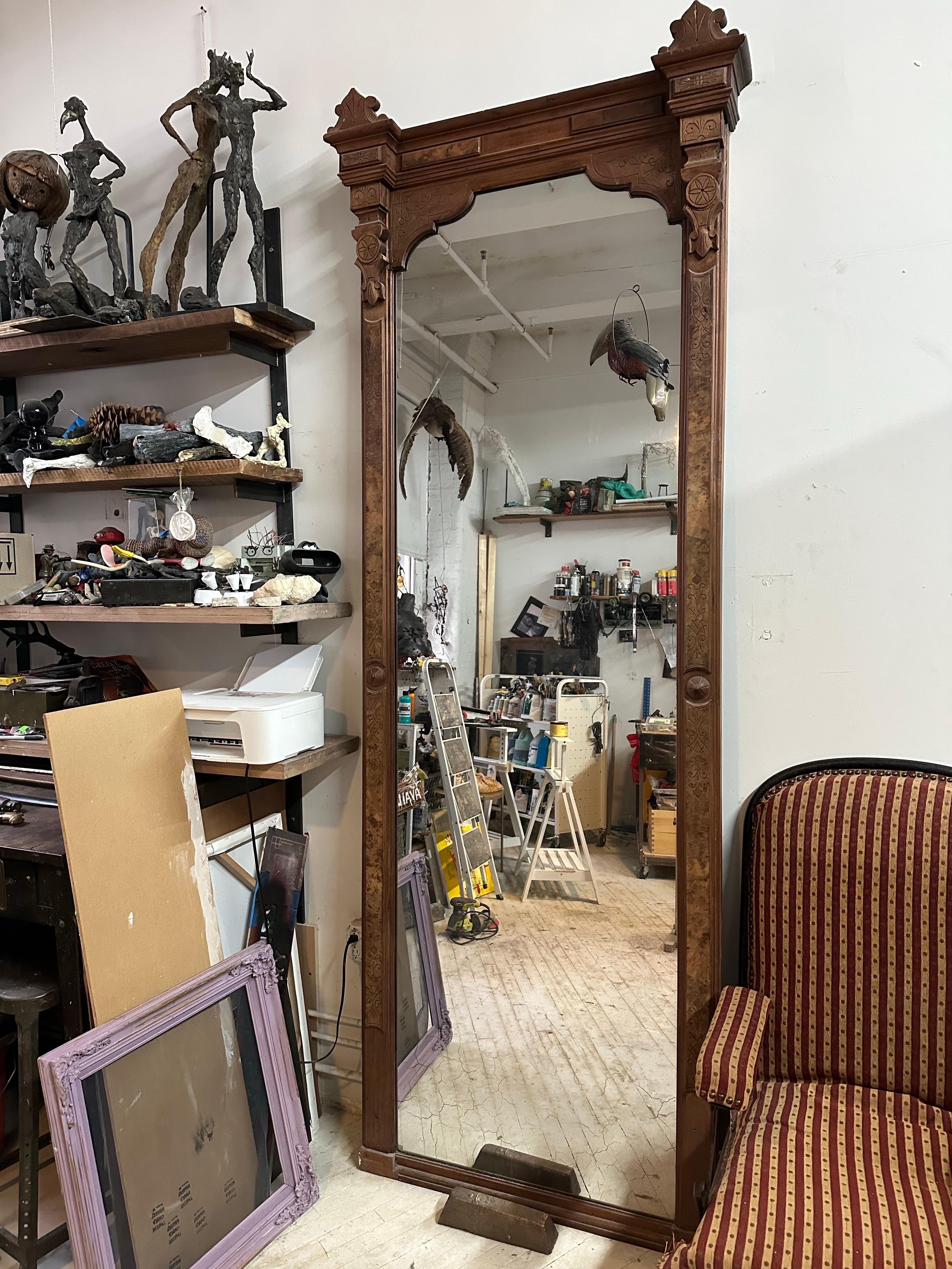 Antique Victorian Eastlake Hall Mirror - Fin 19e / début 20e siècle - Art de Unknown