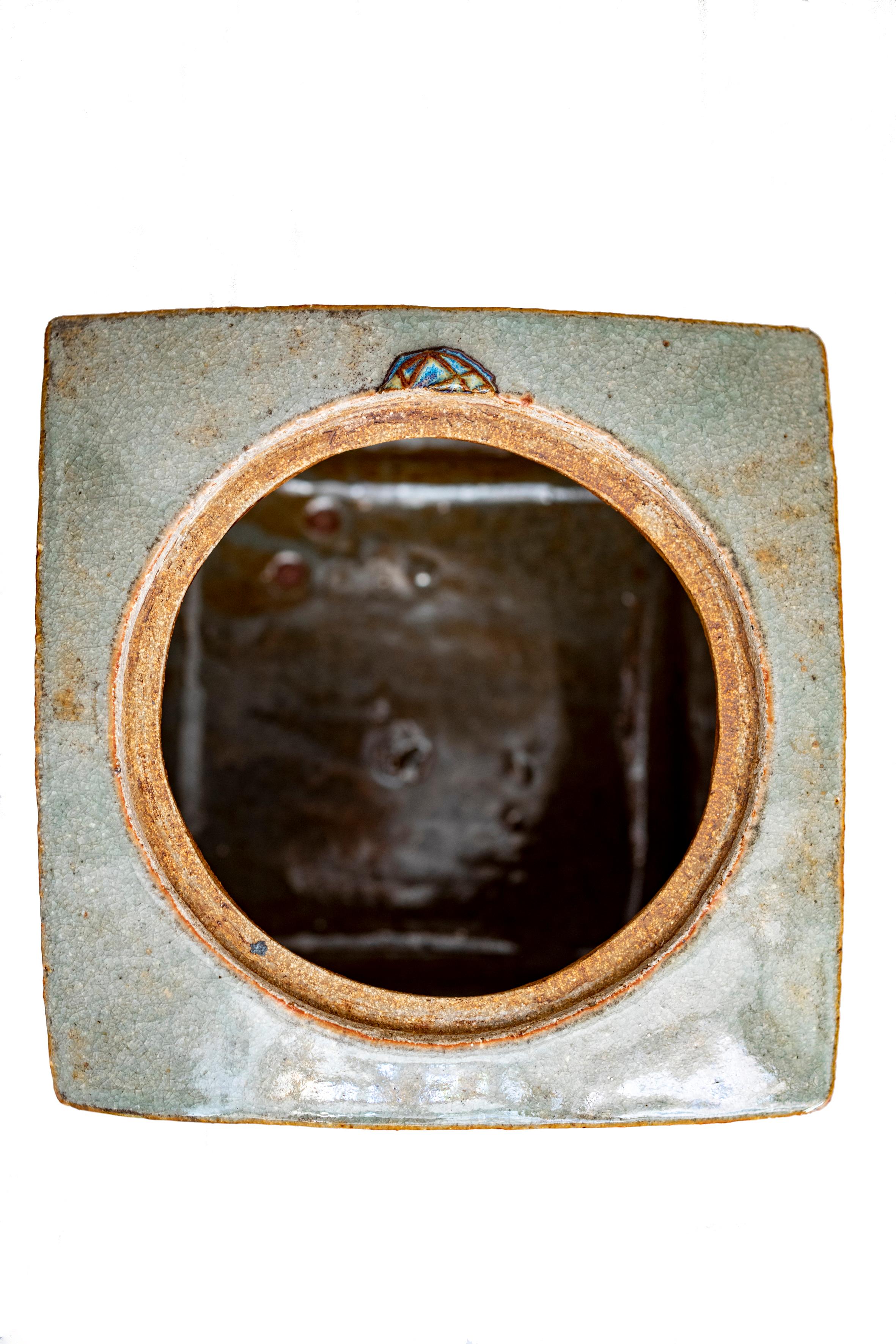 Siderite ceramic chest For Sale 8