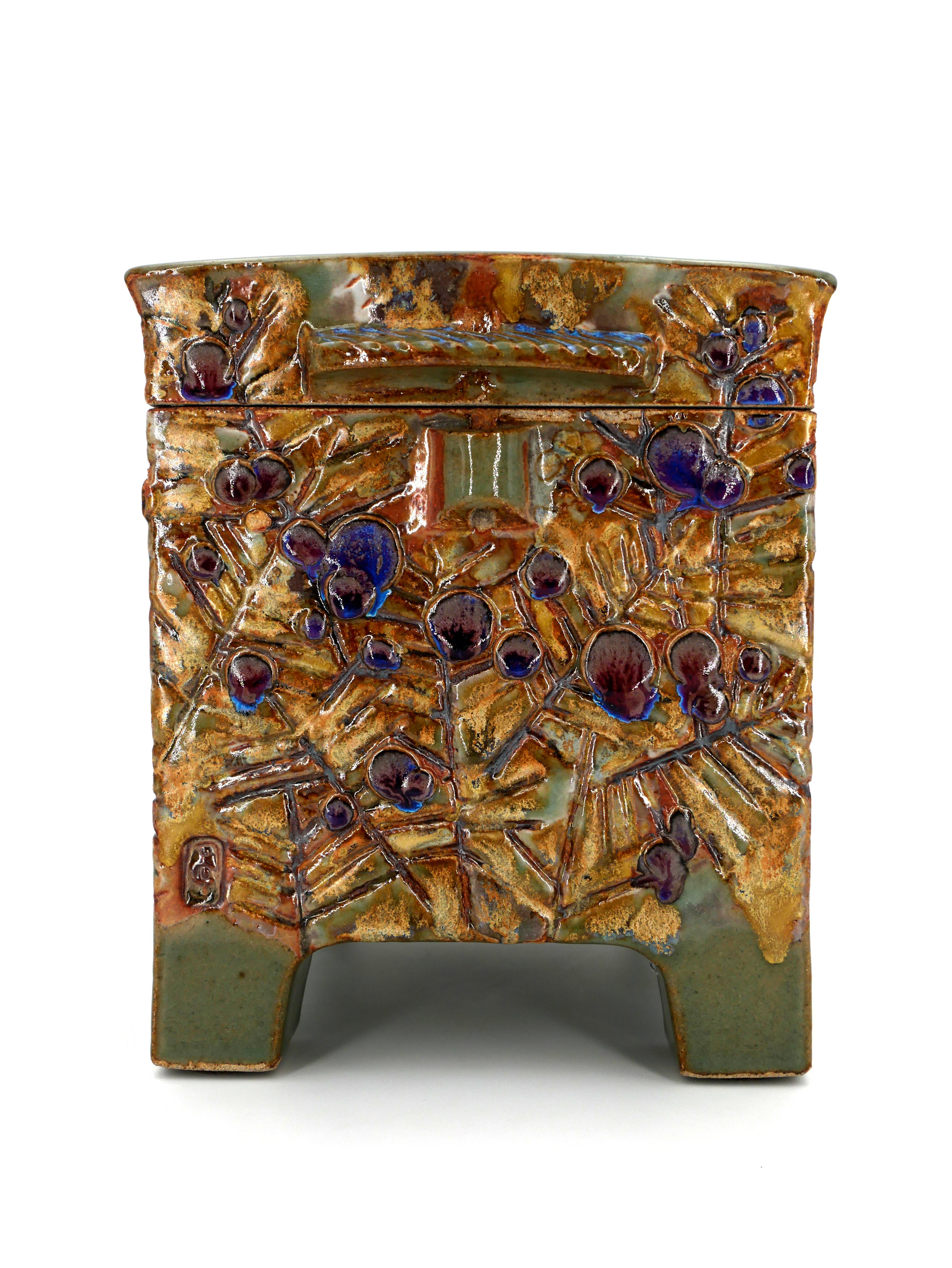 Coffre céramique « Le Pin » For Sale 12