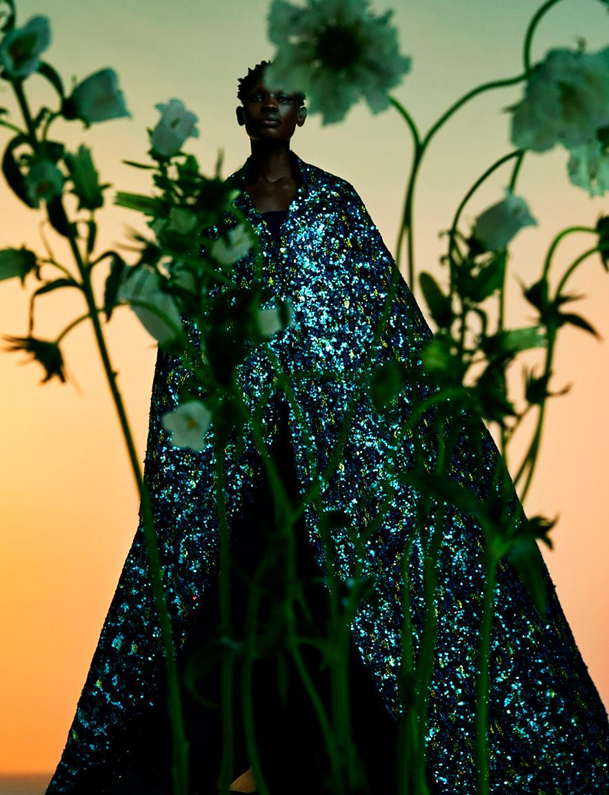 Color Photograph de Txema Yeste - Shanelle Antes del atardecer