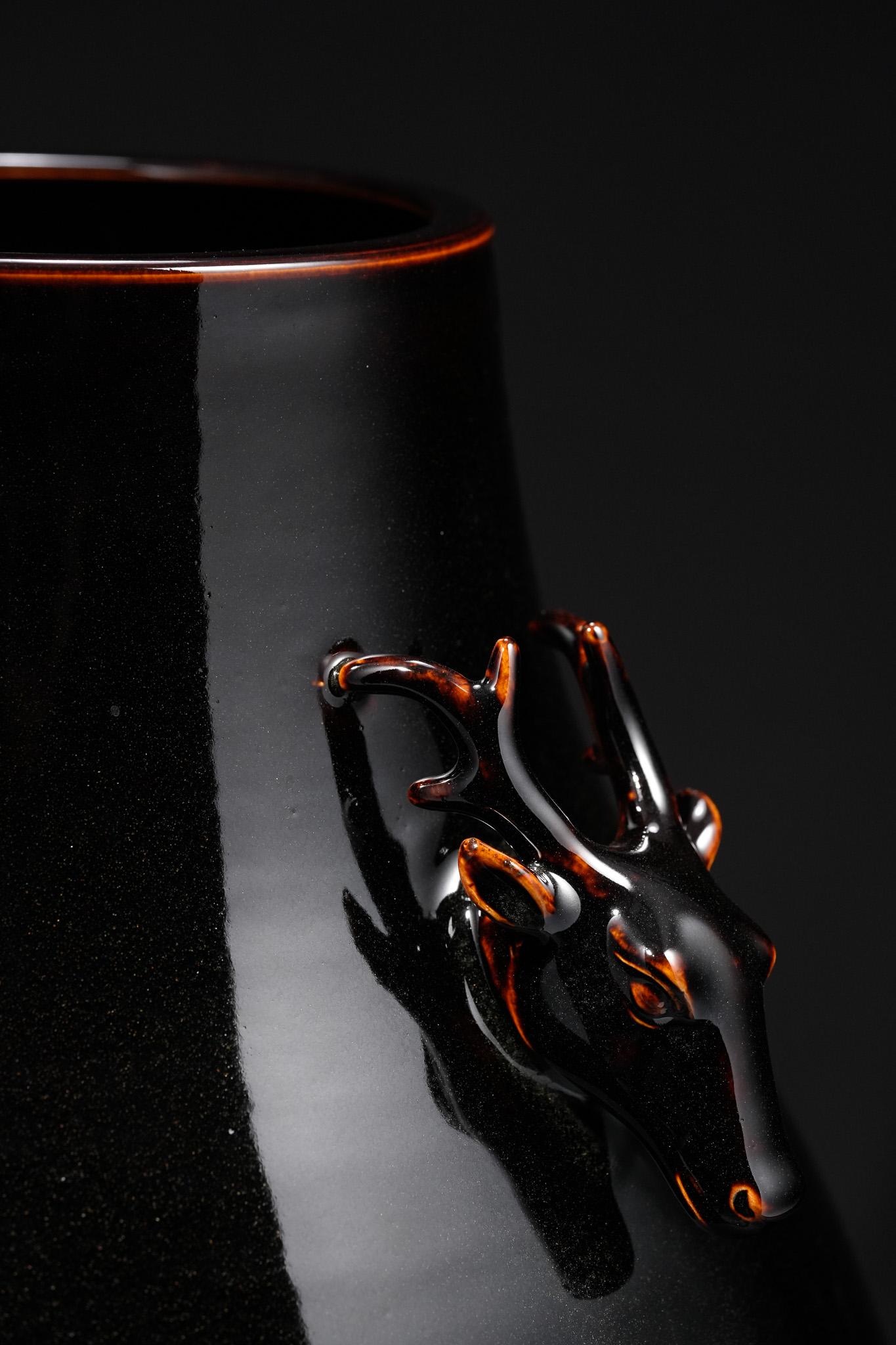 Black-Gold Deer-Head Vase For Sale 10