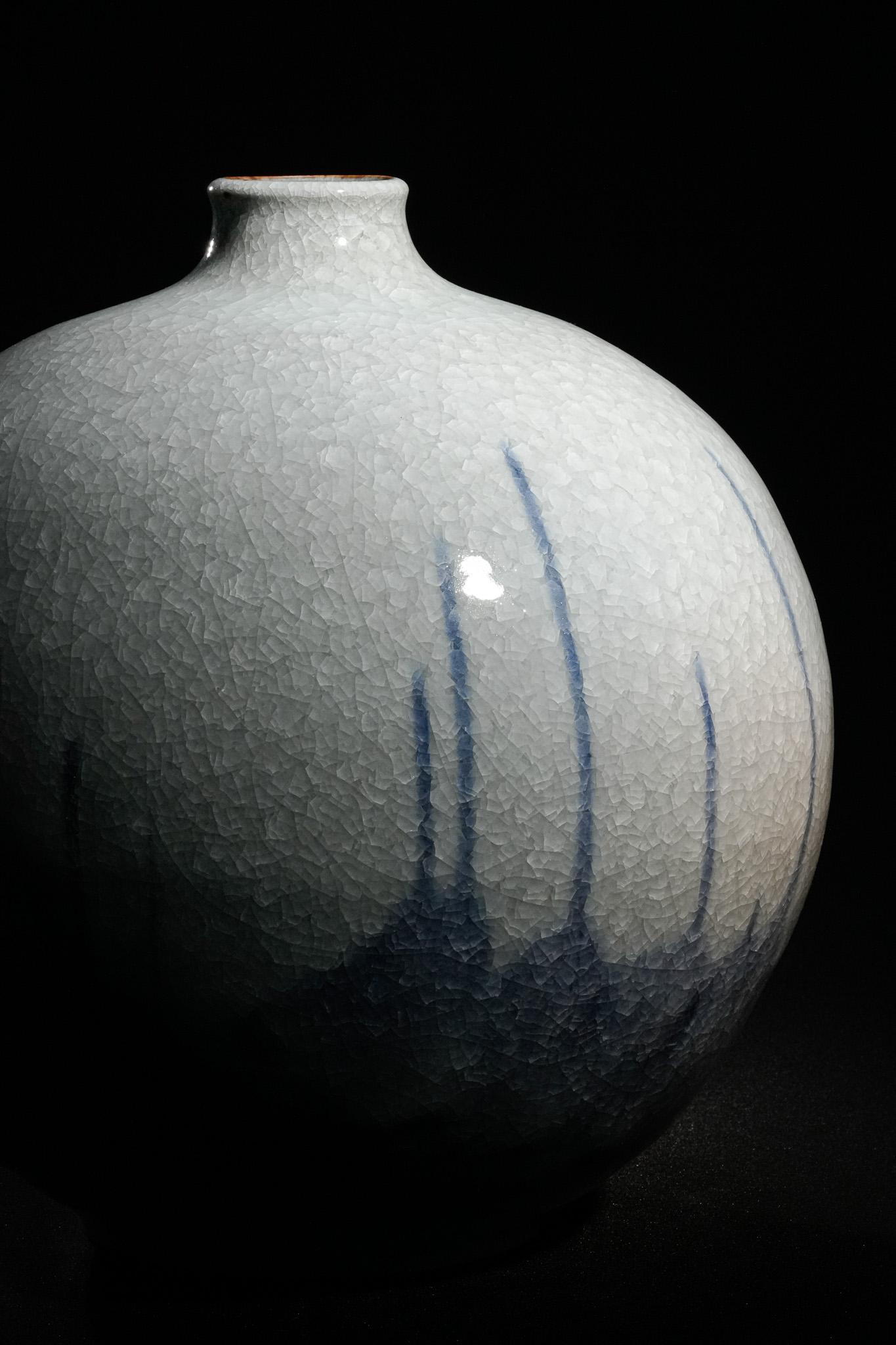 Water Dance, Narrow-Mouthed Round Vase - Art by Fu Chin