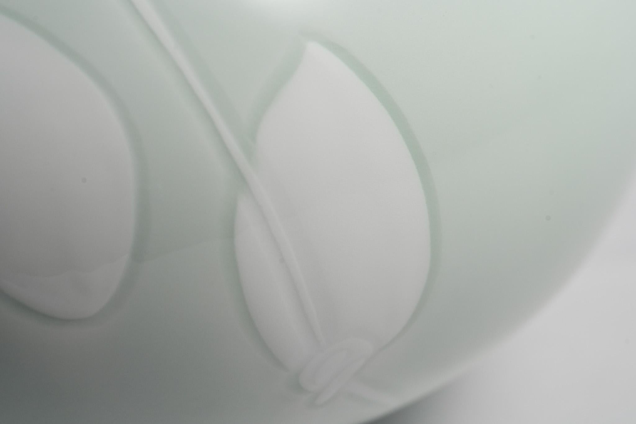 Celadon Persimmon Vase im Angebot 5