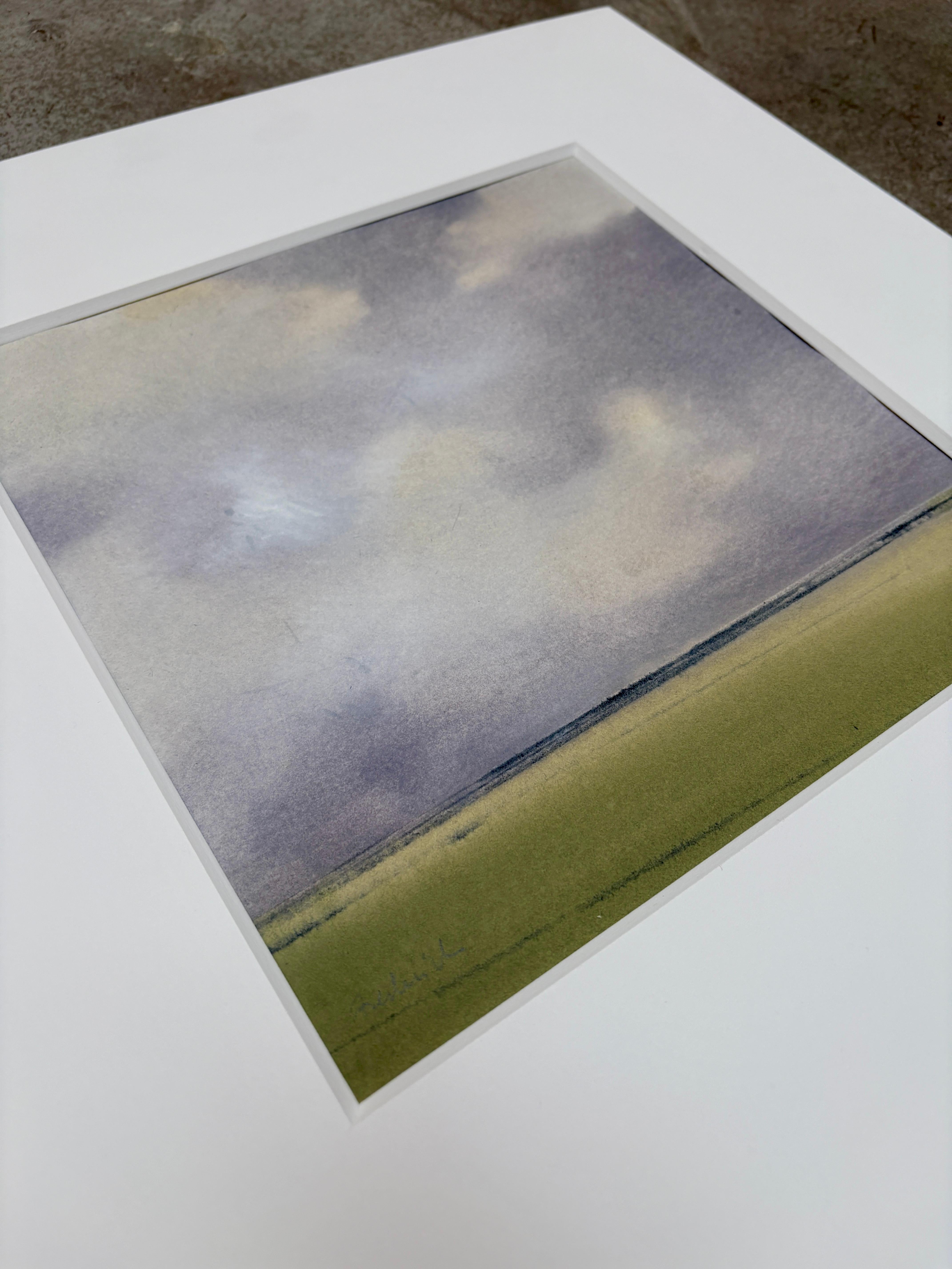 Dans la brume, paysage atmosphérique peint à l'aquarelle, 2025 en vente 3