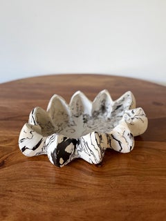 Serac Marmoriertes Keramikgefäß, skulpturale Mittelstück-Schale