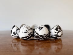 Cuenco de cerámica jaspeada Tenebris, fuente escultórica de porcelana