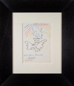 Pablo Ruiz Picasso. Une colombe et un hibou. 1960. Pastel sur papier. 36 x 26 cm.