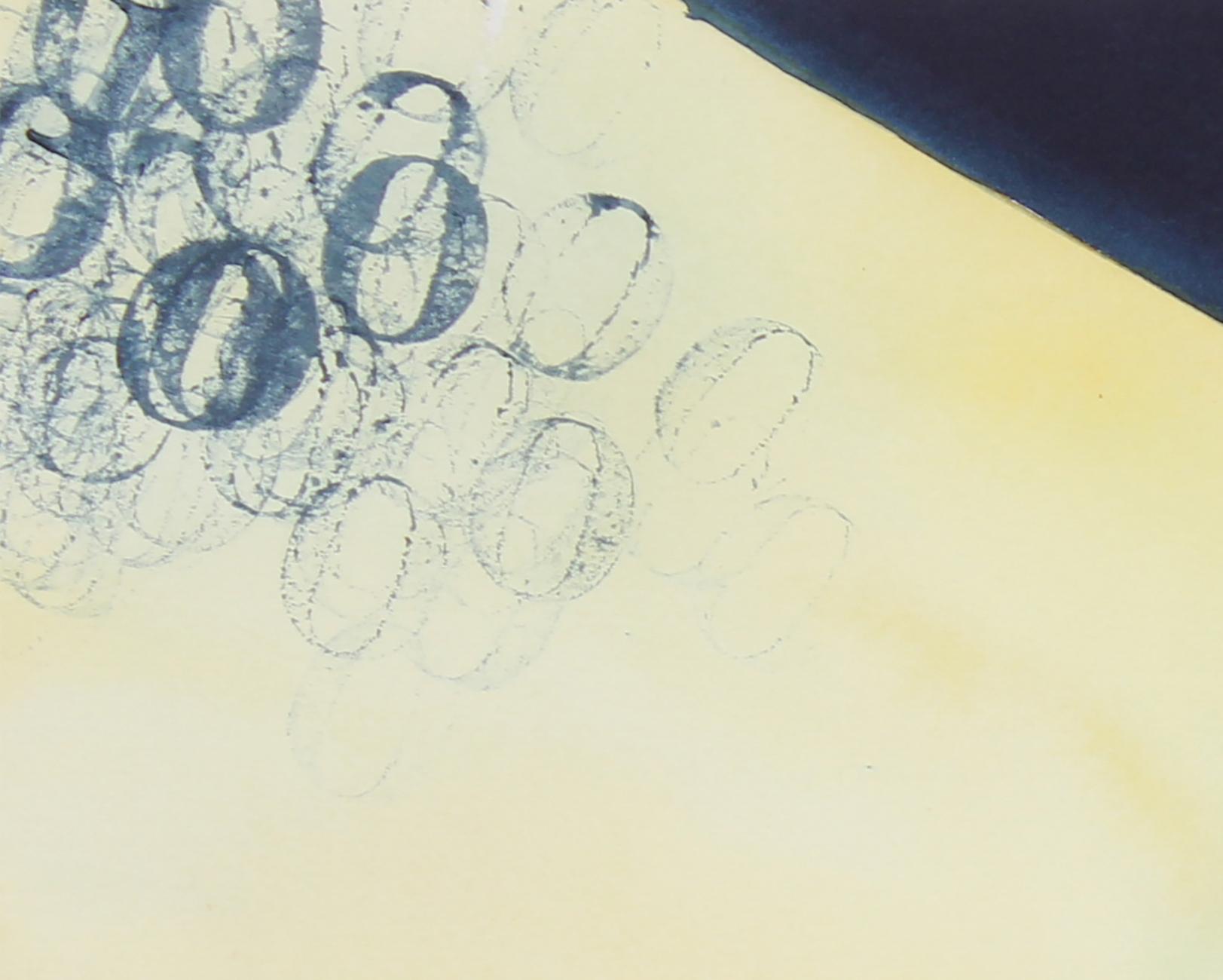 Dieses Aquarell auf Papier aus dem späten 20. Jahrhundert mit abstrahierter Nachtszene in Blau und Gelb stammt von dem nordkalifornischen Künstler Hugh Wiley (1922-2013). Wiley studierte an der Pennsylvania Academy of the Fine Arts und in