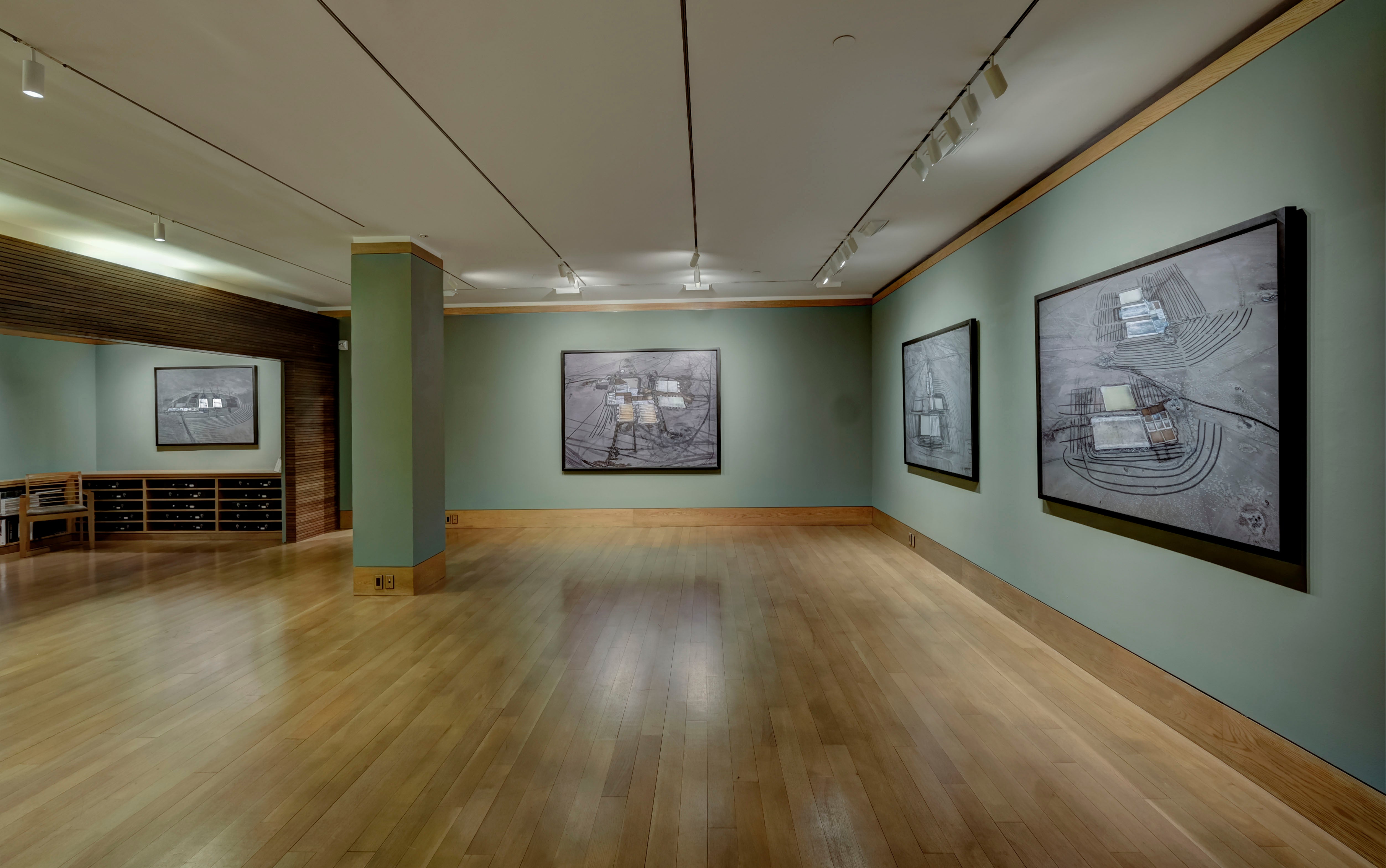 Howard Greenberg Gallery New York, NY 10022 1stdibs