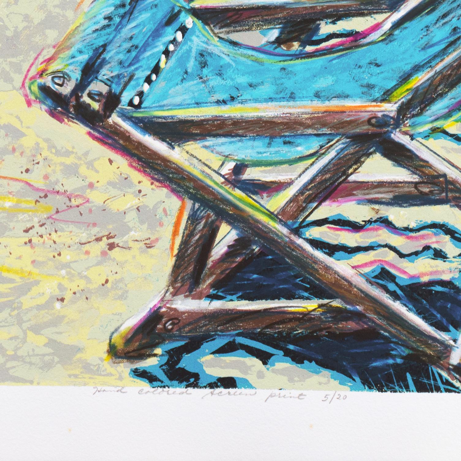 'Deckchairs on the Beach', handkolorierter Siebdruck (Beige), Landscape Print, von Margie Dickson