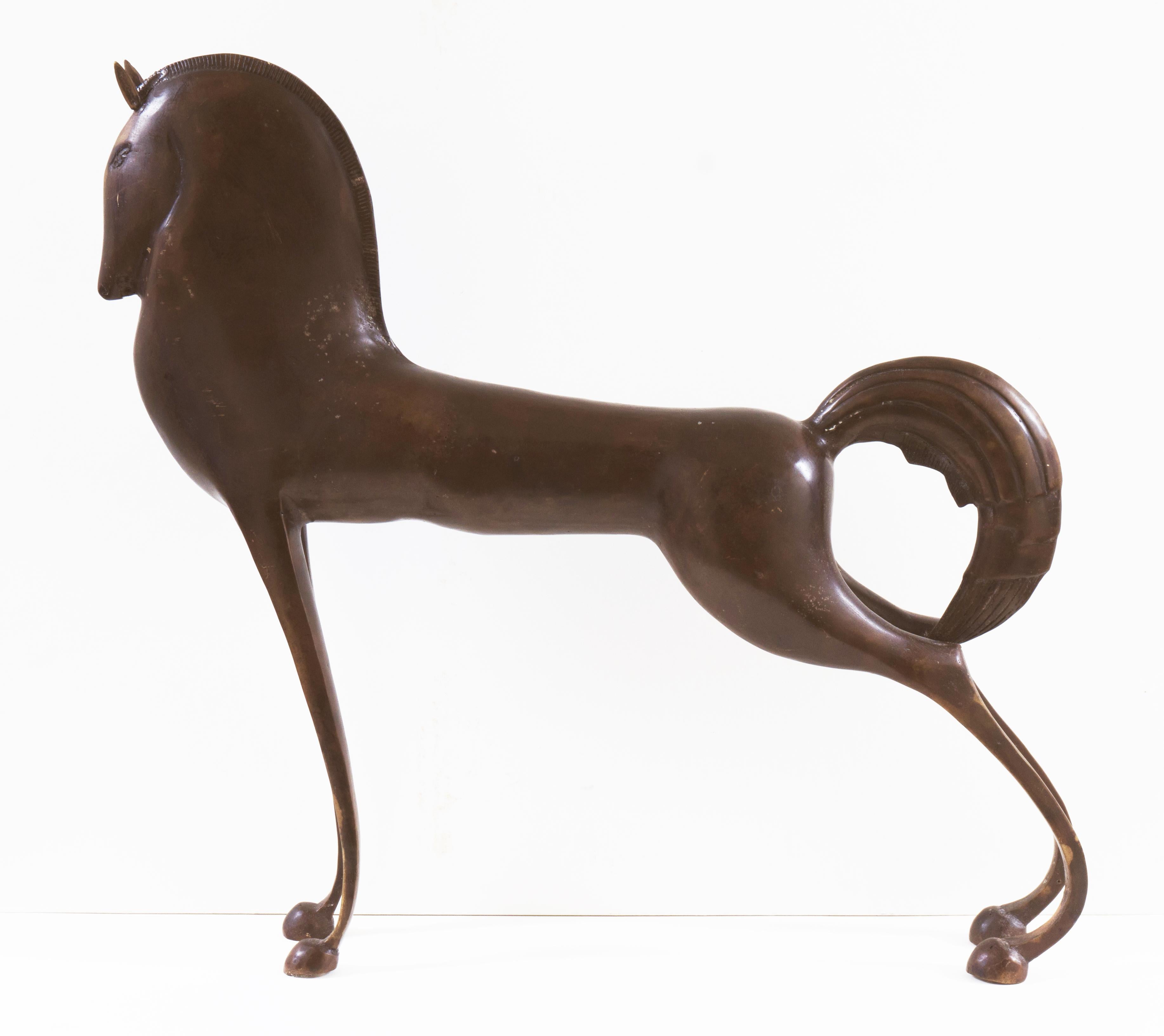 Cheval debout de style étrusque en bronze   (Équestre, milieu du siècle, antique) - Autres styles artistiques Sculpture par Archaic