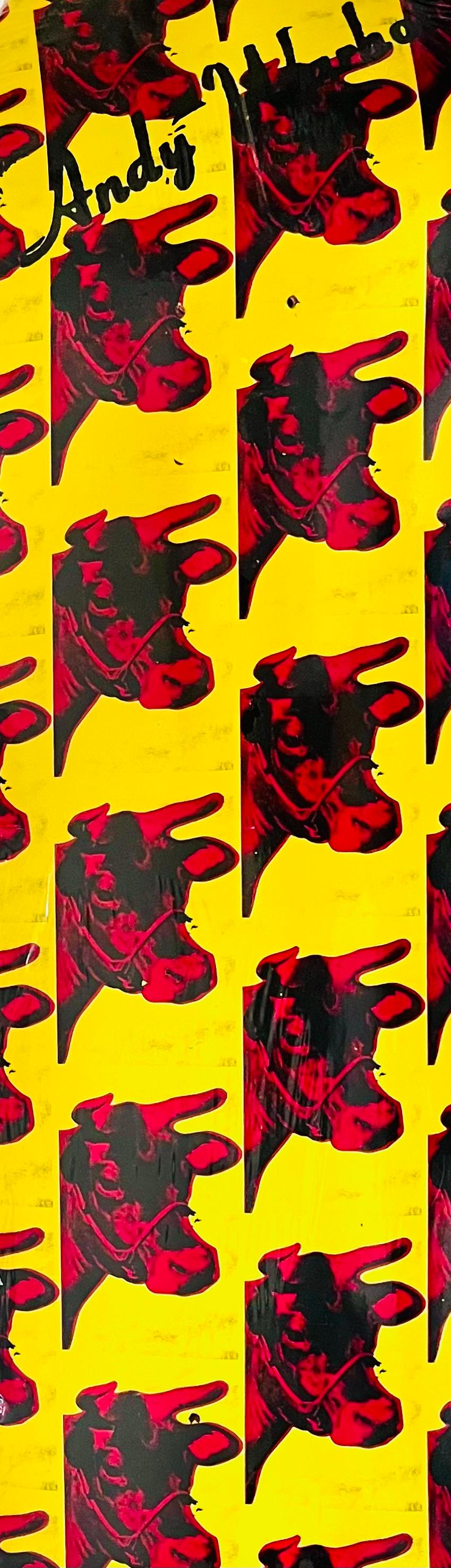 Skateboard Deck vintage con mucca di Andy Warhol:

Quest'opera è nata nel 2010 come risultato della collaborazione tra Alien Workshop e la Andy Warhol Foundation. Un brillante pezzo di pop art che rende unica la wall-art da appendere con