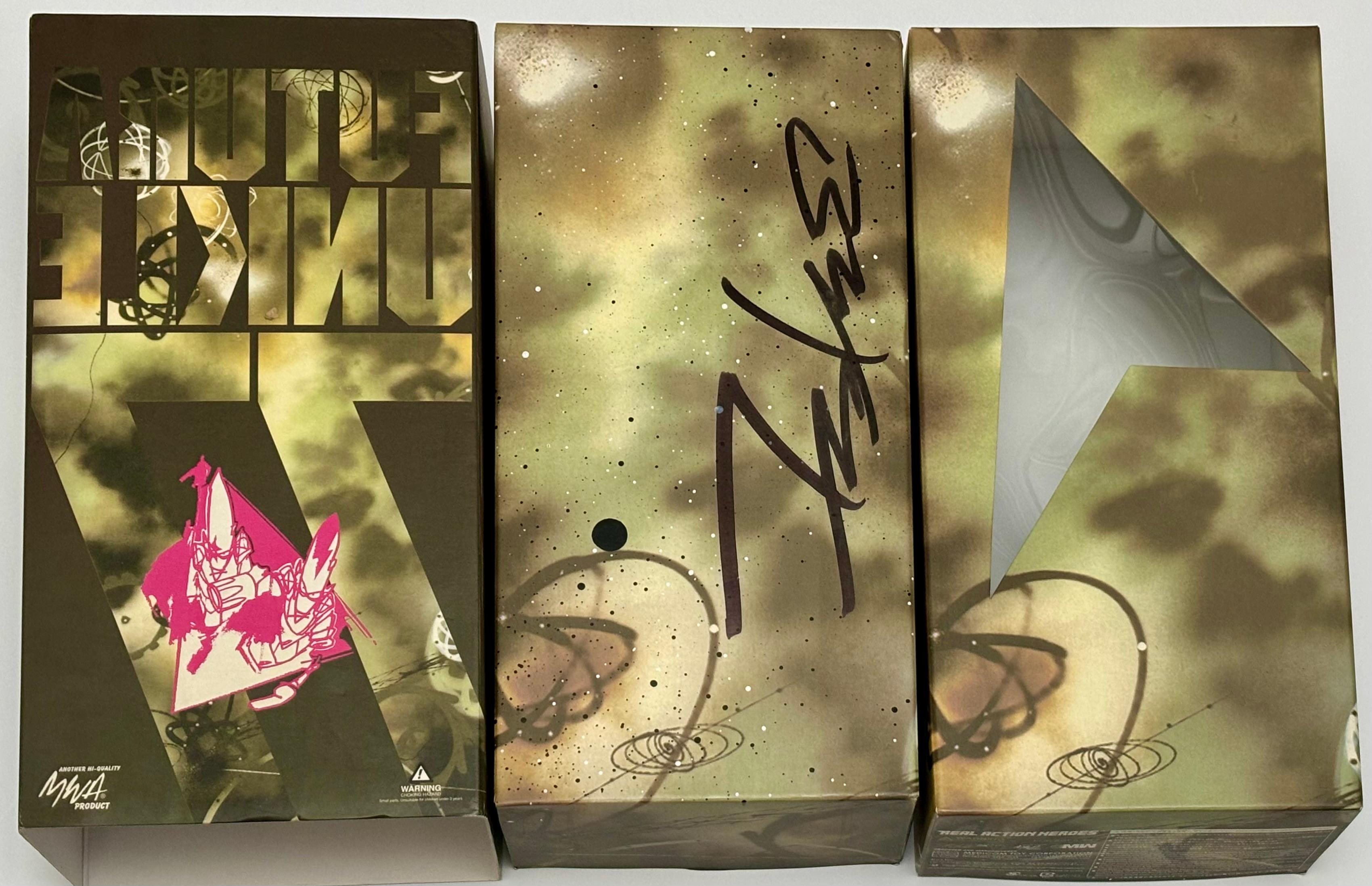 SIGNED FUTURA Unkle 77 art toy For Sale 4