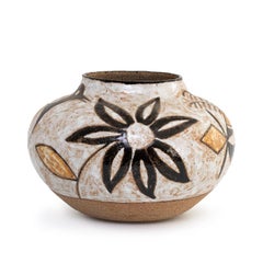 TRIBAL BIRD DRAWING ON JAR (INV# NP5076) von Magdalena und Michael Frimkess