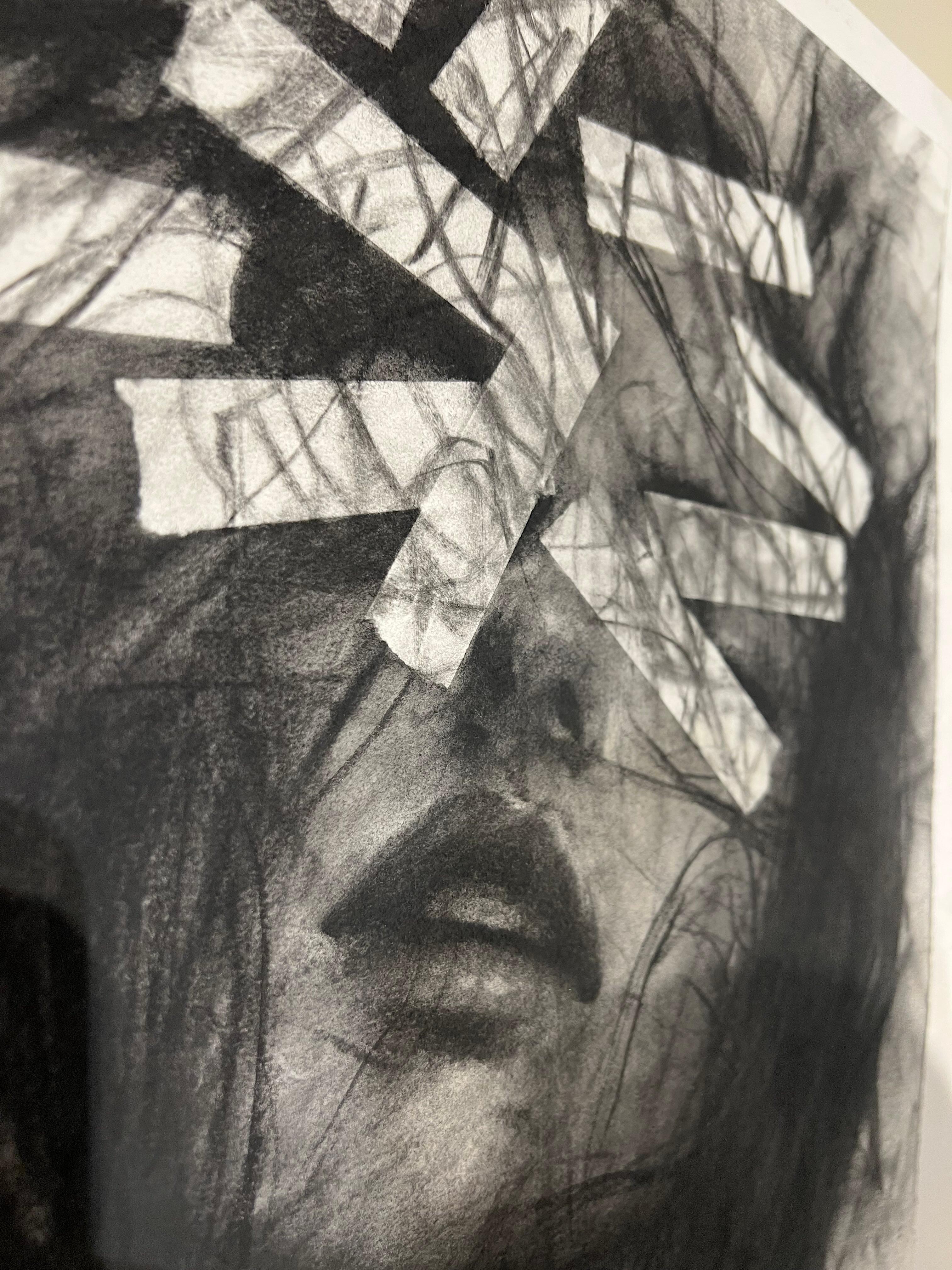 contemporain figuratif noir et blanc dessin au fusain pop art intérieur femme en vente 3