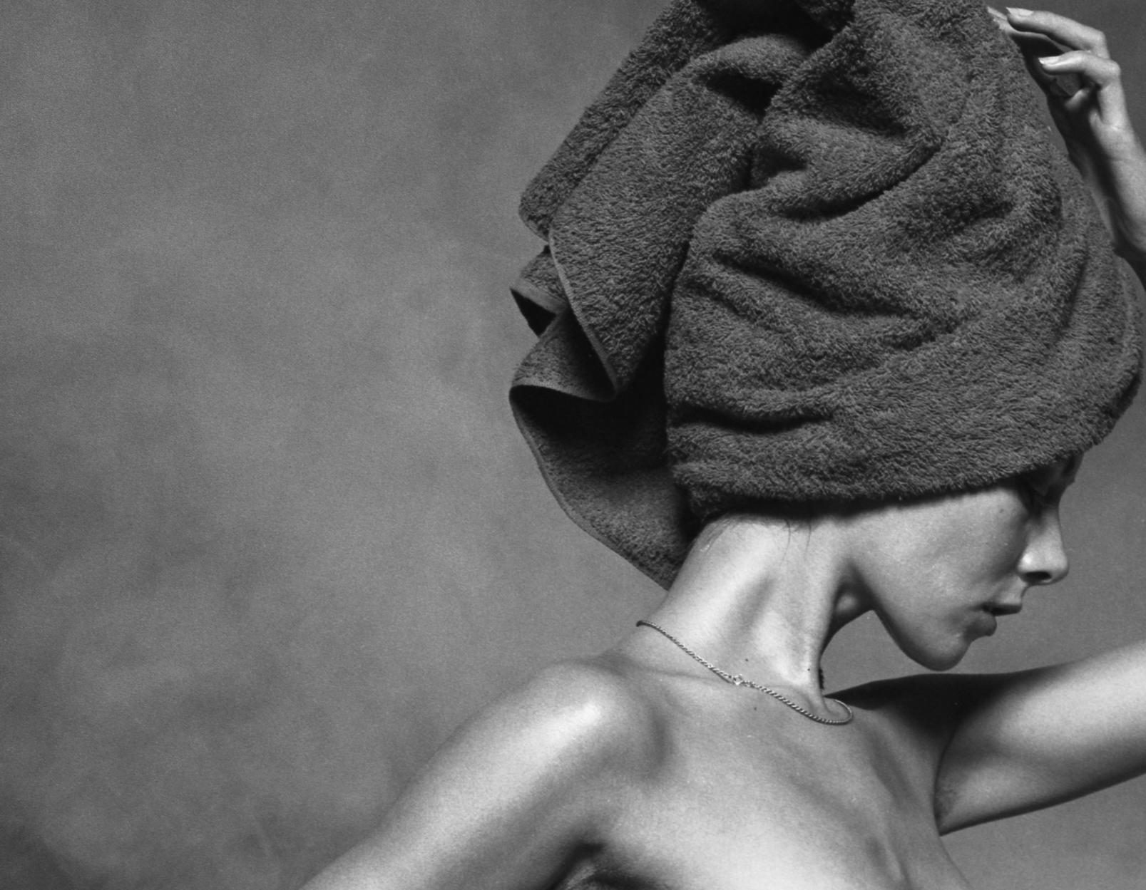 Nude For Harpers Bazaar - signed limited edition silver gelatin print - Modern Photograph by Peter Rand 