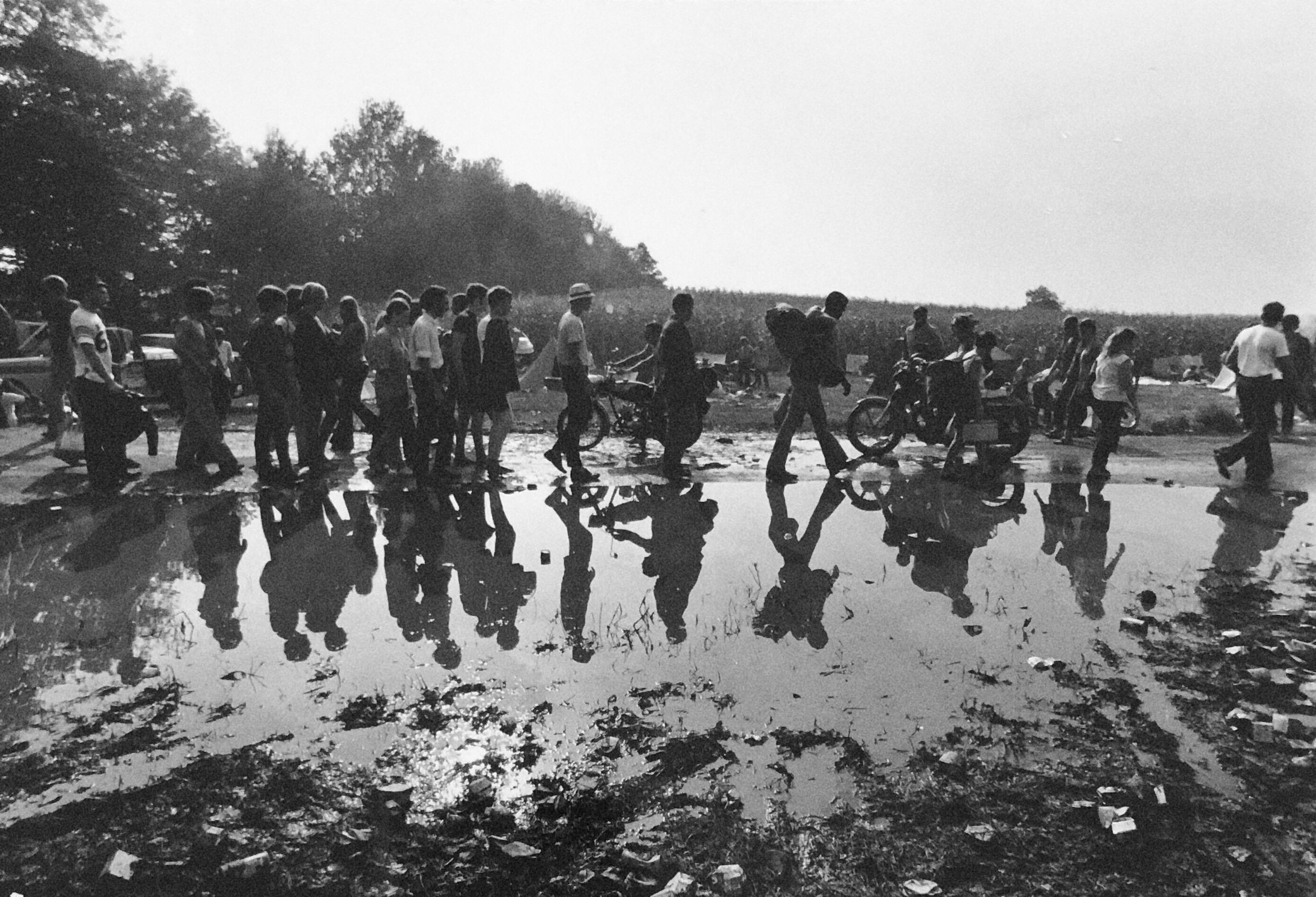 (after) Fred Mcdarrah Black and White Photograph – Original Fred Mcdarrah Press Fotografie 1960er Woodstock Musik Festival Foto