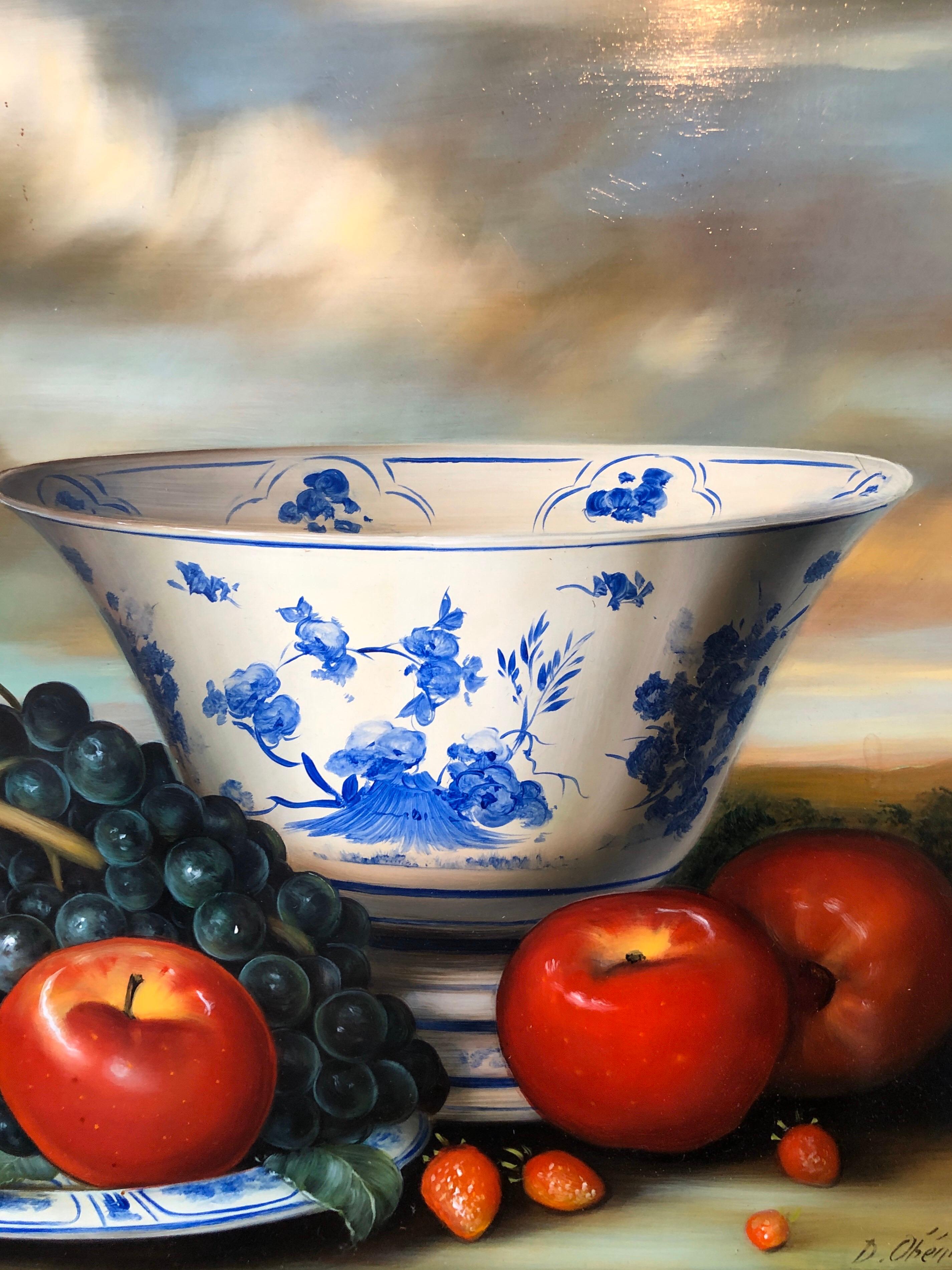 Tableau OIl Nature morte en porcelaine de Delft:: raisins & Pommes Findlay Galleries Label - Marron Still-Life Painting par Dominique Obeniche