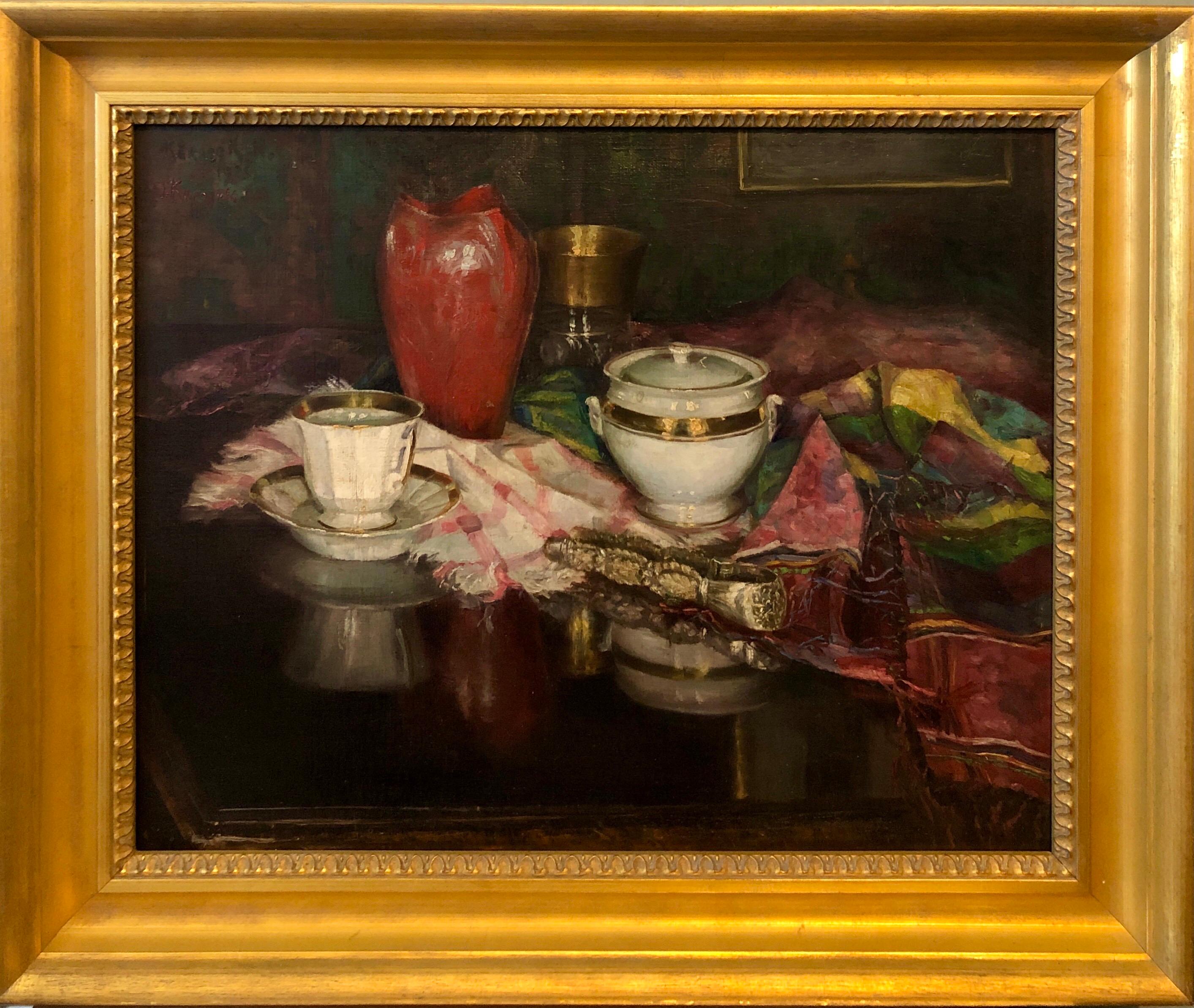1925 Peinture à l'huile viennoise Nature morte d'intérieur avec vase en porcelaine, tapis en tapisserie