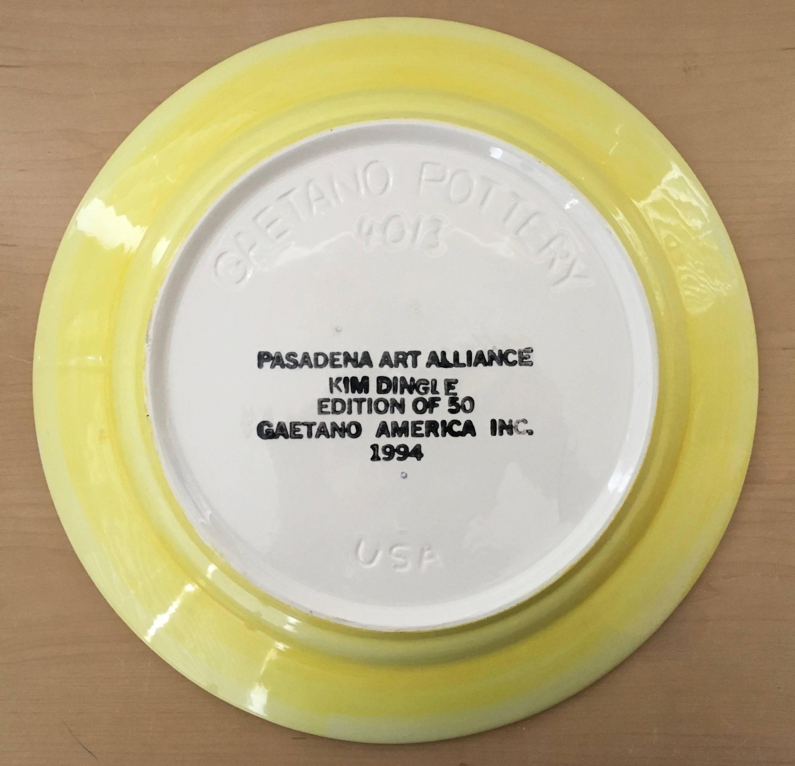 Rare assiette d'art « Why I am a Vegetarian » de Kim Dingle en vente 2