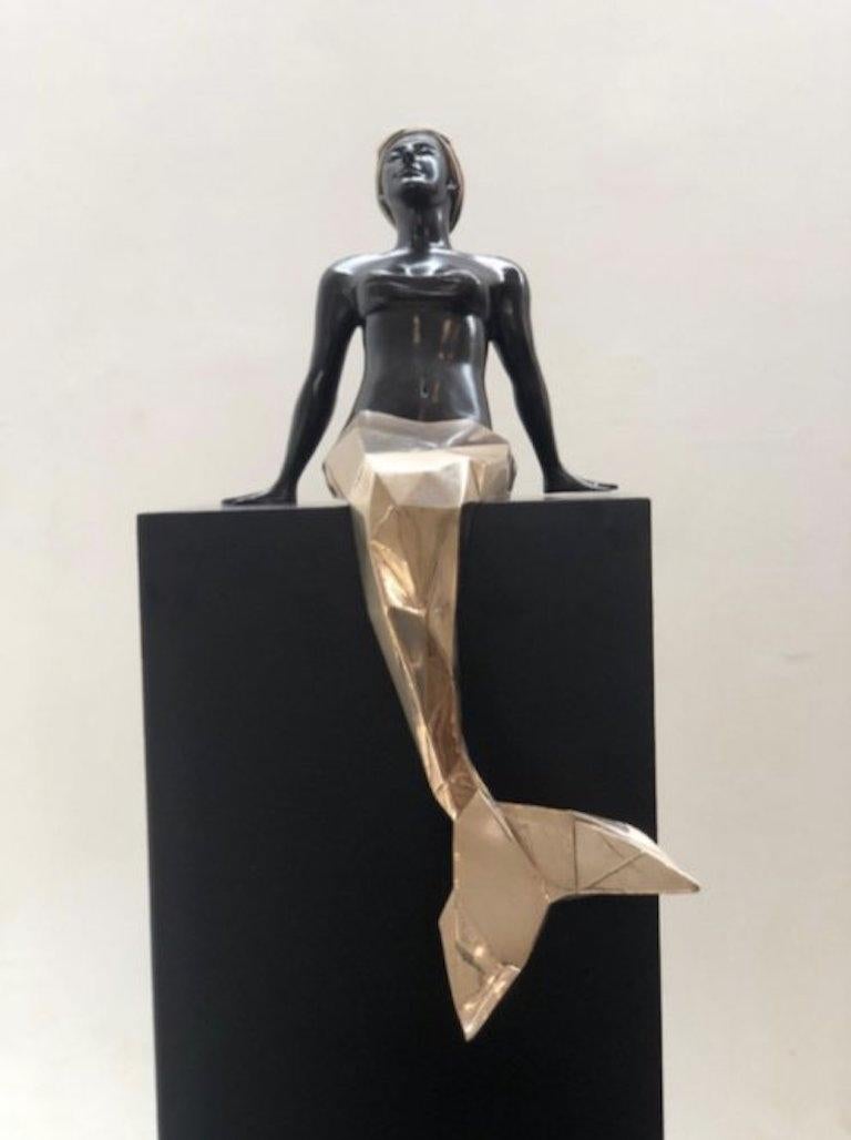 Ignacio Gana Figurative Sculpture - Mermaid Gold