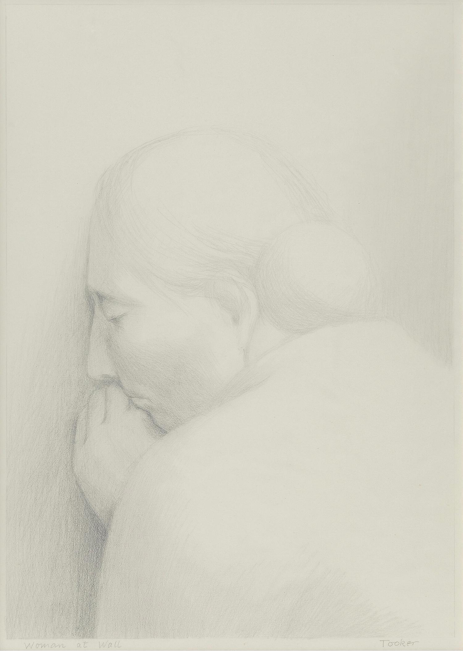 Frau an der Wand