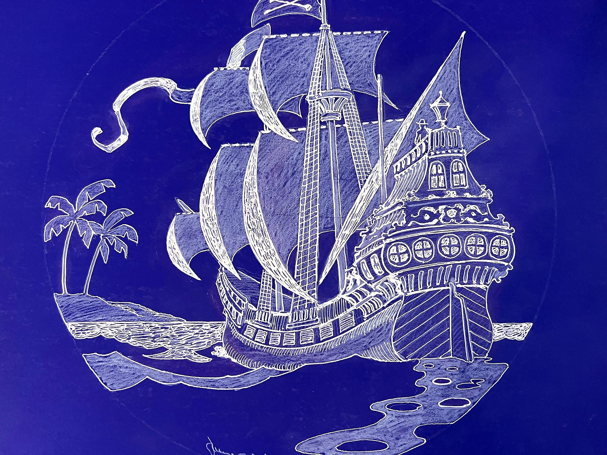 Piratenschiff  - Totenkopf und Kreuzknochen  Sieben Meeres-Illustration in Weiß und Blau  im Angebot 3