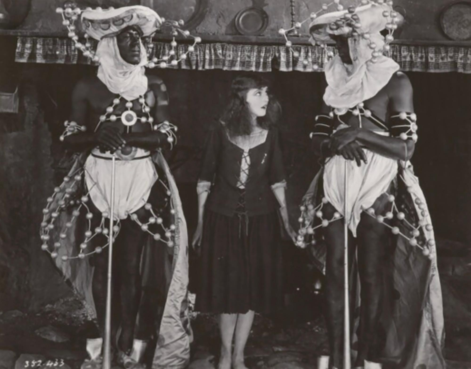 Fool's Paradise Filmkostümskizze  Cecil B. DeMille - Klassisches Hollywood im Angebot 5