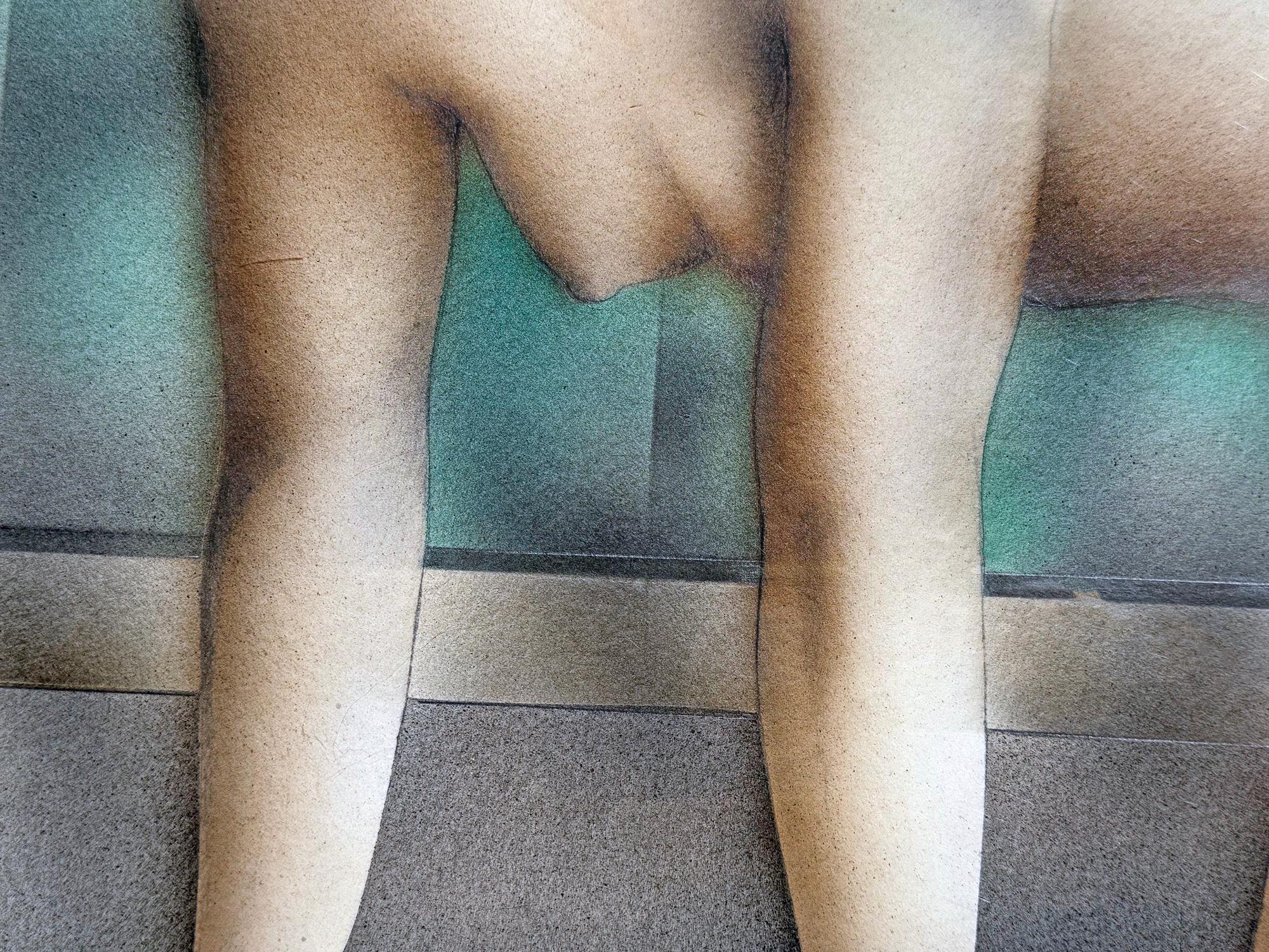 Donna sexy con guinzaglio e collare per cani:  S.I.M. - BDSM  - prima di Helmut Newton in vendita 3