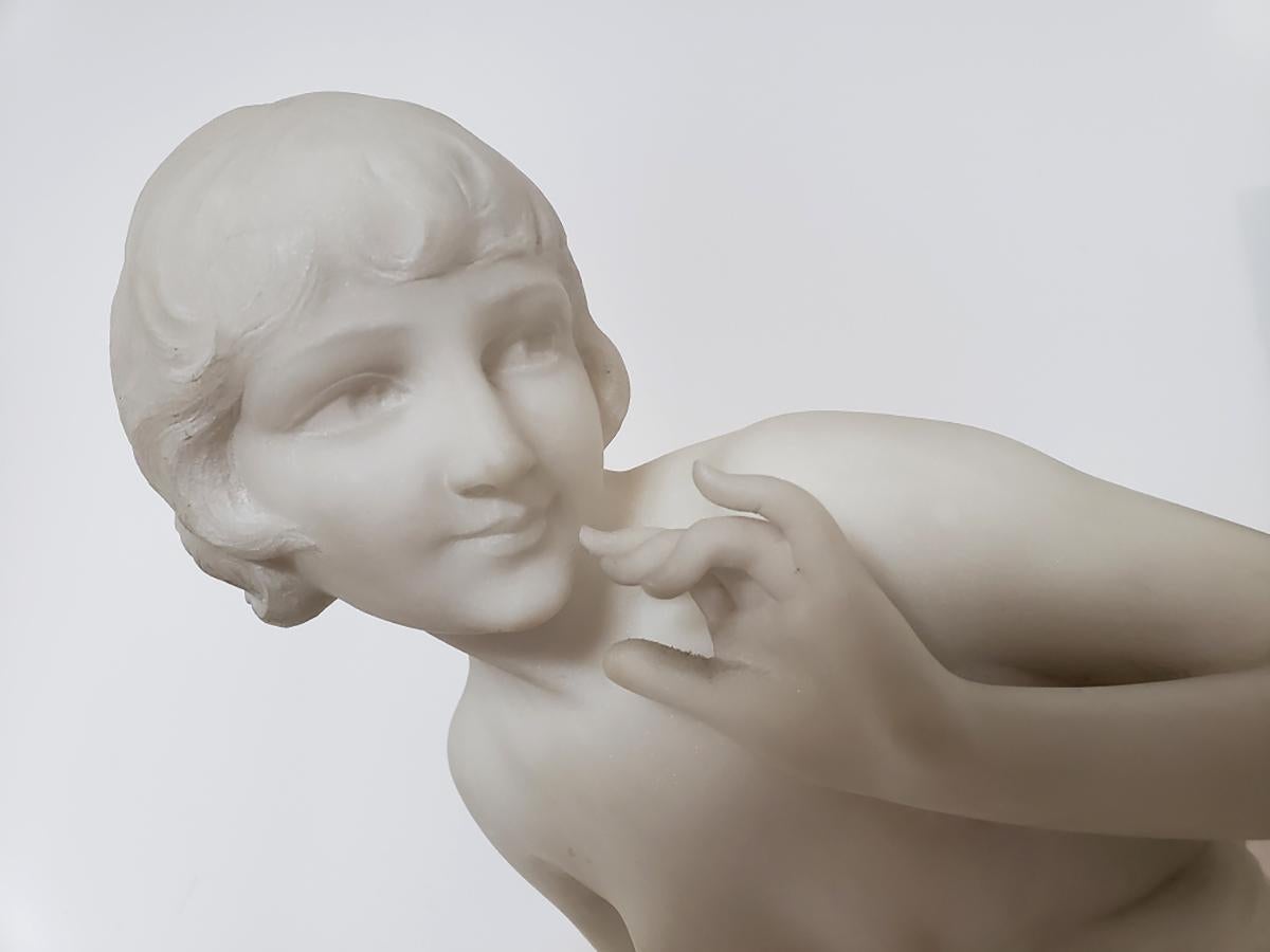 Art Deco Weiblicher Akt (Grau), Nude Sculpture, von C. Viviani