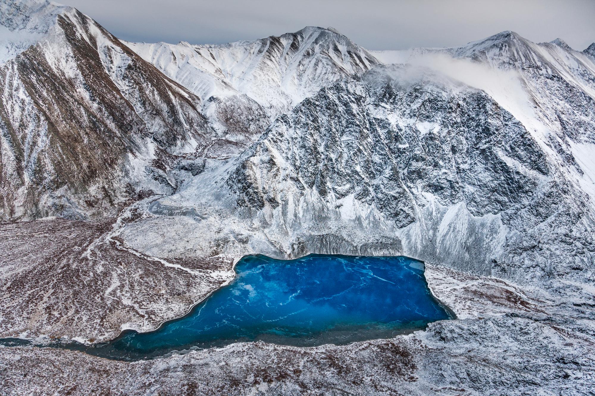 Paul Nicklen Landscape Photograph - Deceiving Beauty