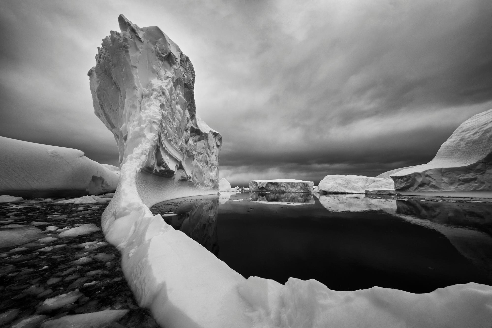 Paul Nicklen Landscape Photograph - Sublime