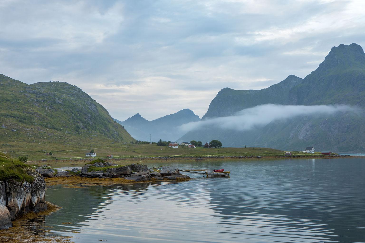 Landscape Photograph Allen Singer - « Lofoten Islands, Norvège », photographie de nature en couleur, paysage marin