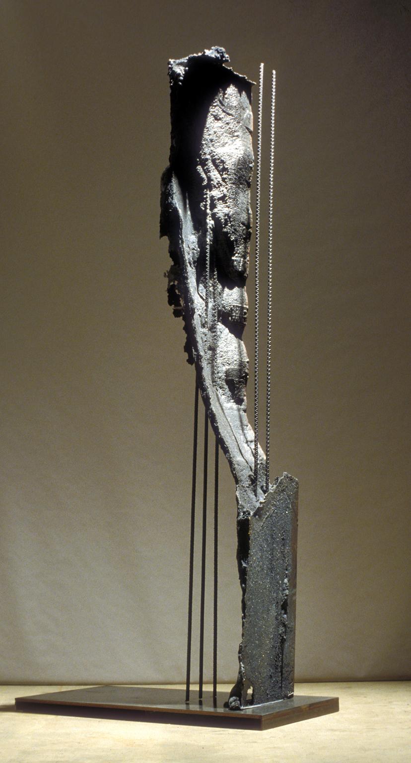 Abstrakte, skulpturale „Positive Craquelé“-Skulptur aus Gusseisenmetall von John Ruppert im Angebot 1