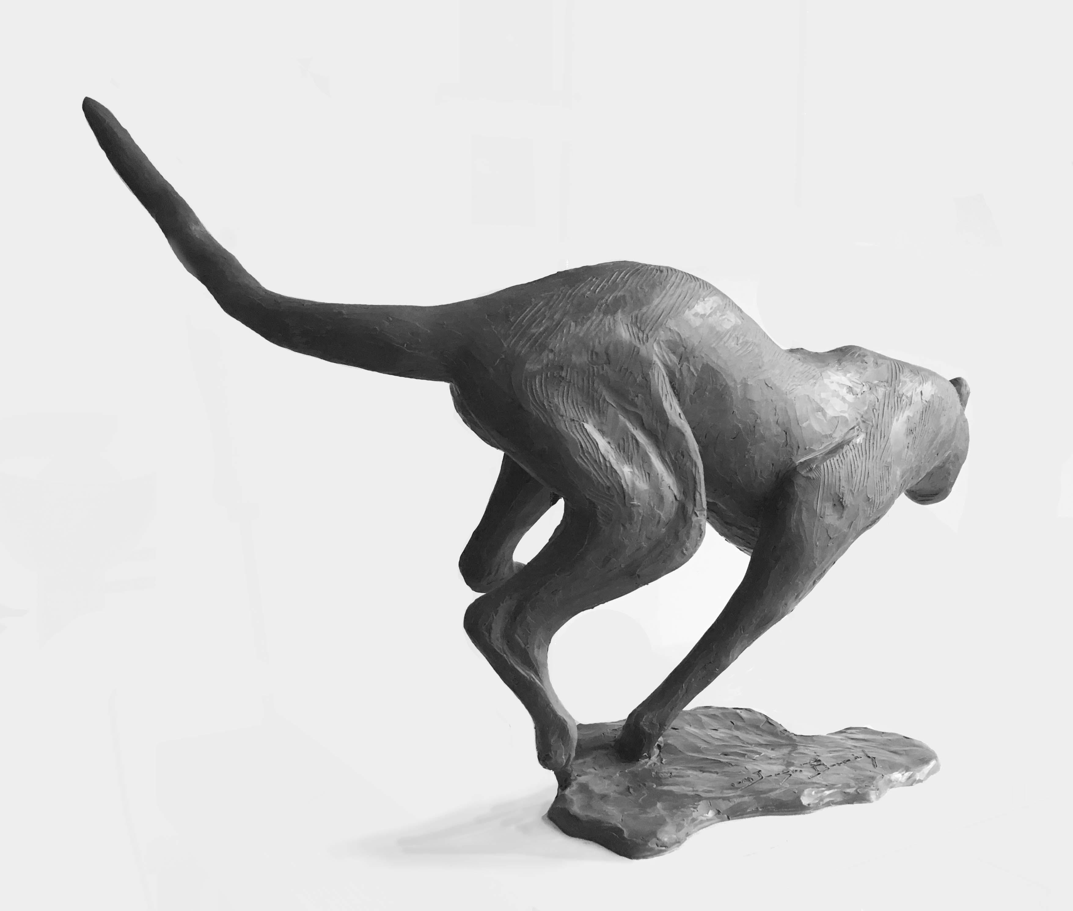 Guépard en chasse - Sculpture by Jorge Borras