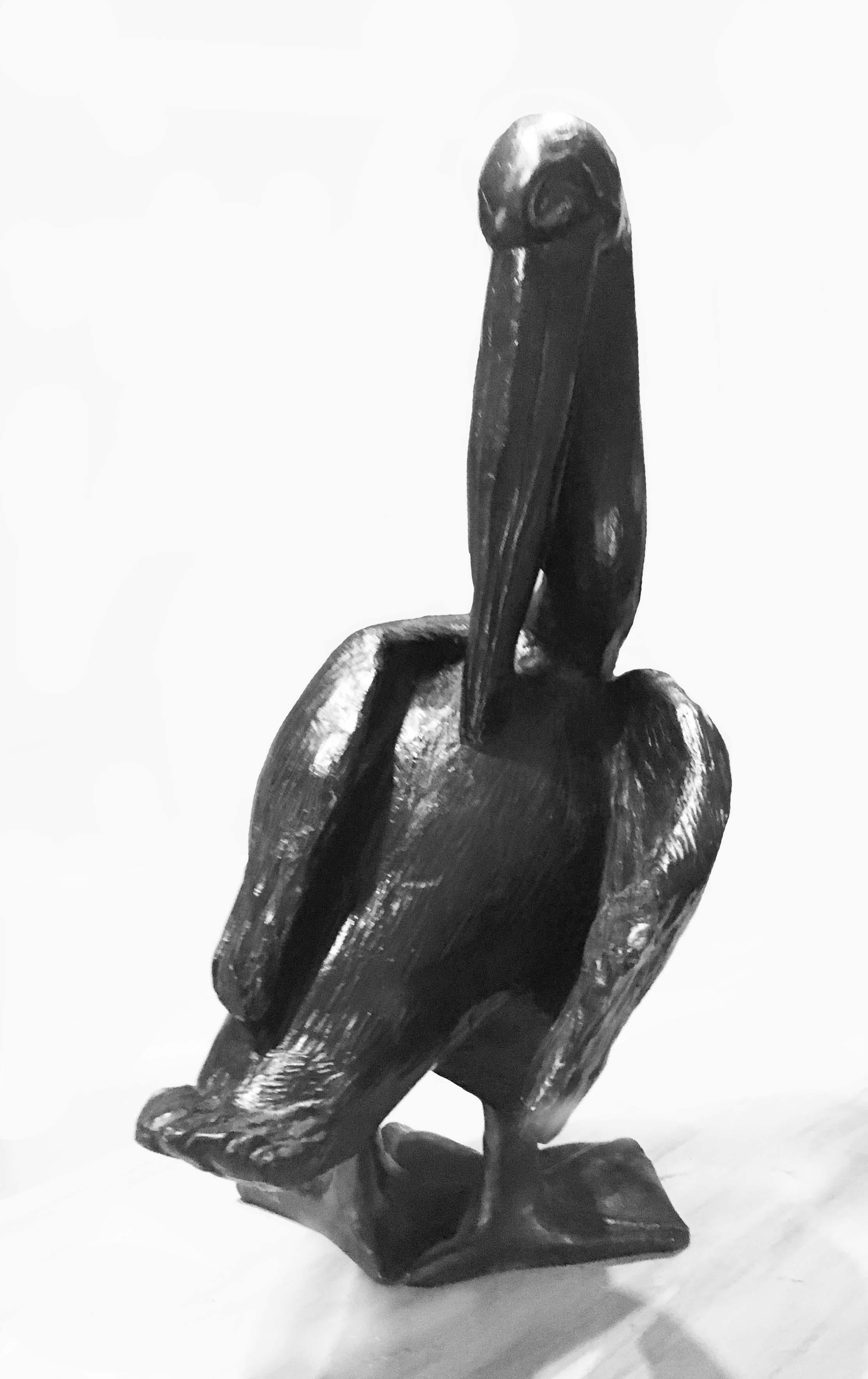 Jorge Borras Figurative Sculpture – Plikan 