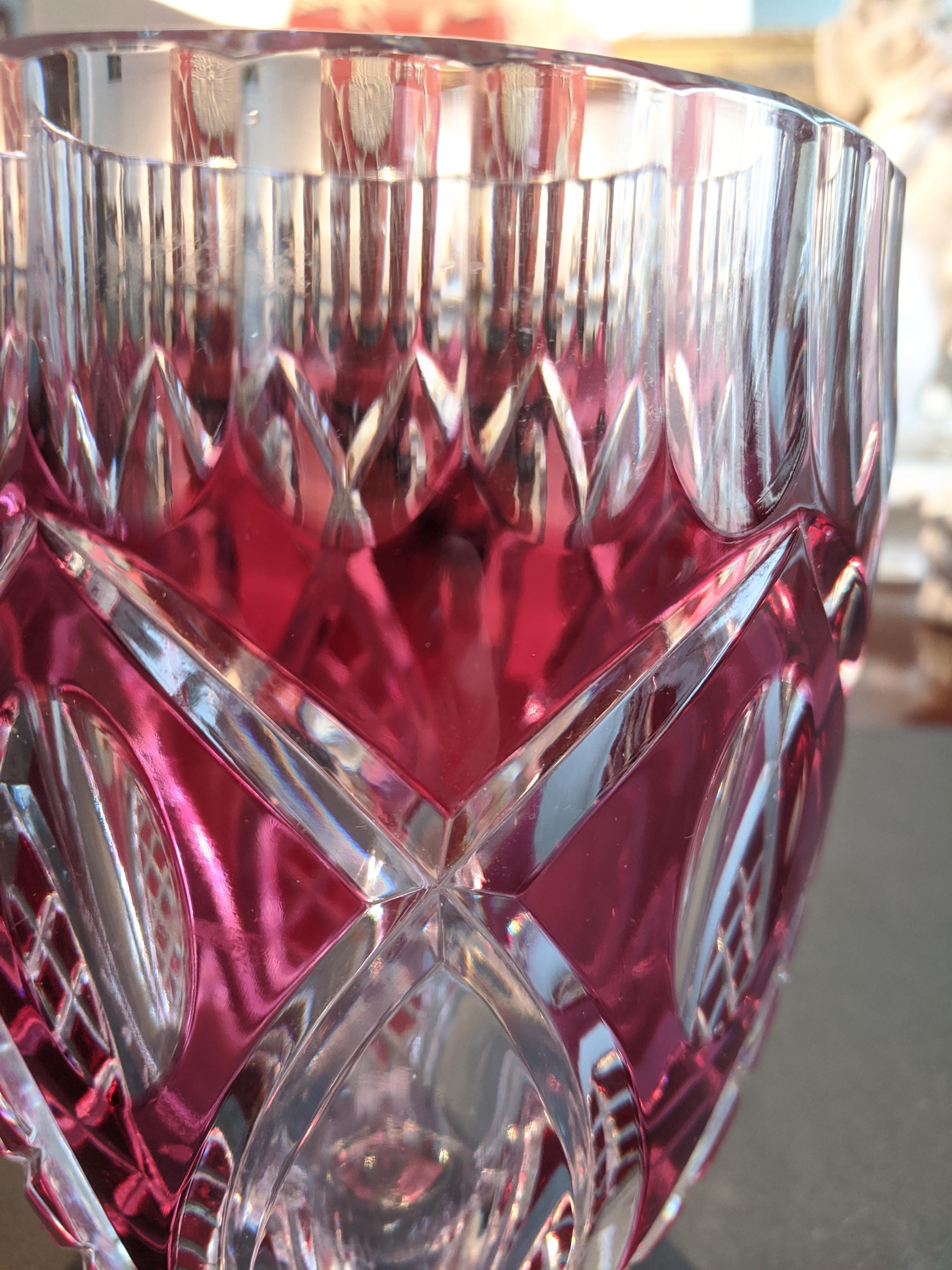 Vase en cristal framboise Val St. Lambert en vente 2