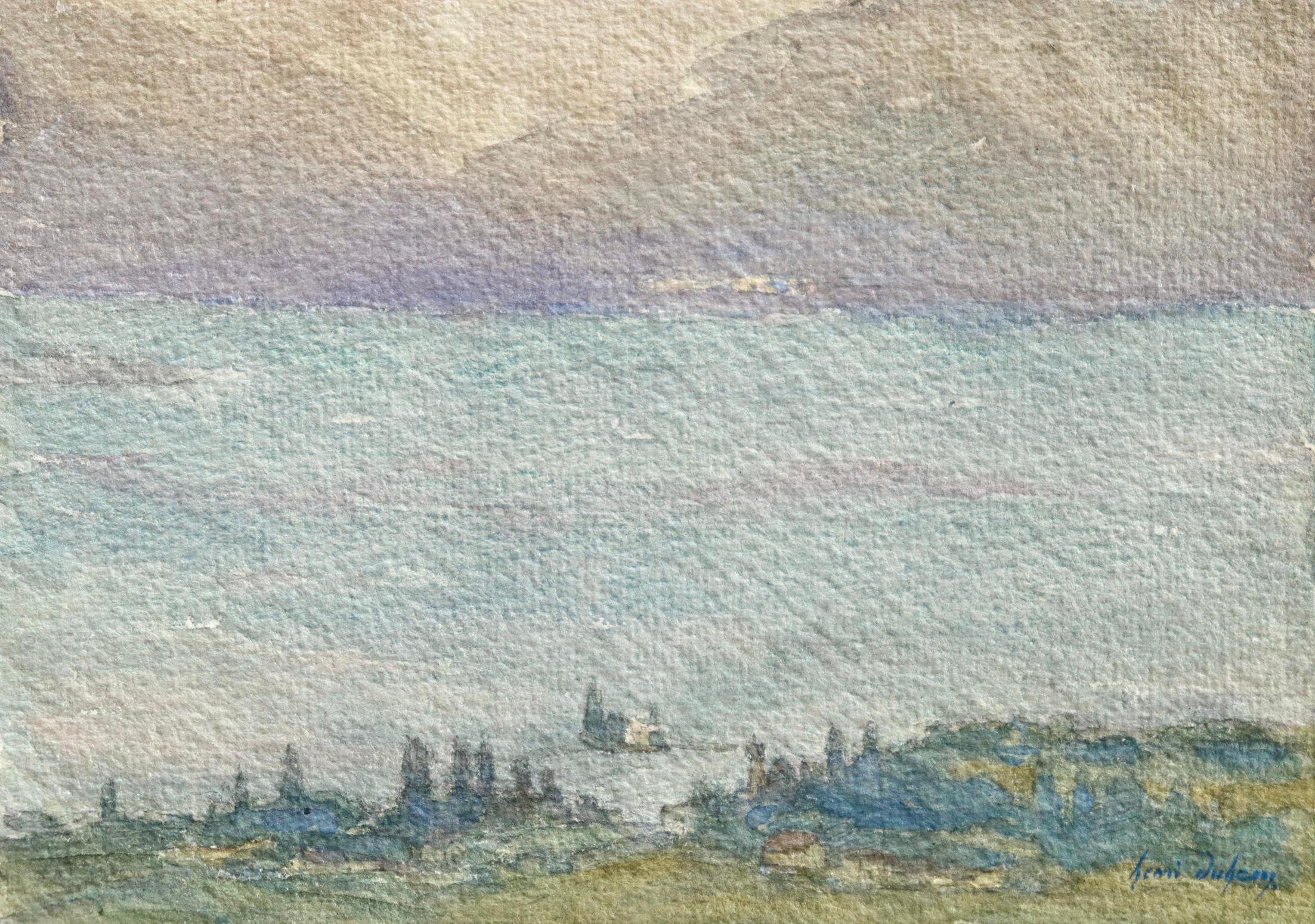 Signiertes impressionistisches Aquarell auf Papier um 1920 von Henri Duhem. Das Werk zeigt einen Blick auf den Genfer See und die dahinter liegenden Berge. Gemalt in schönen Blau-, Grün- und Violetttönen.  

Unterschrift:
Signiert unten
