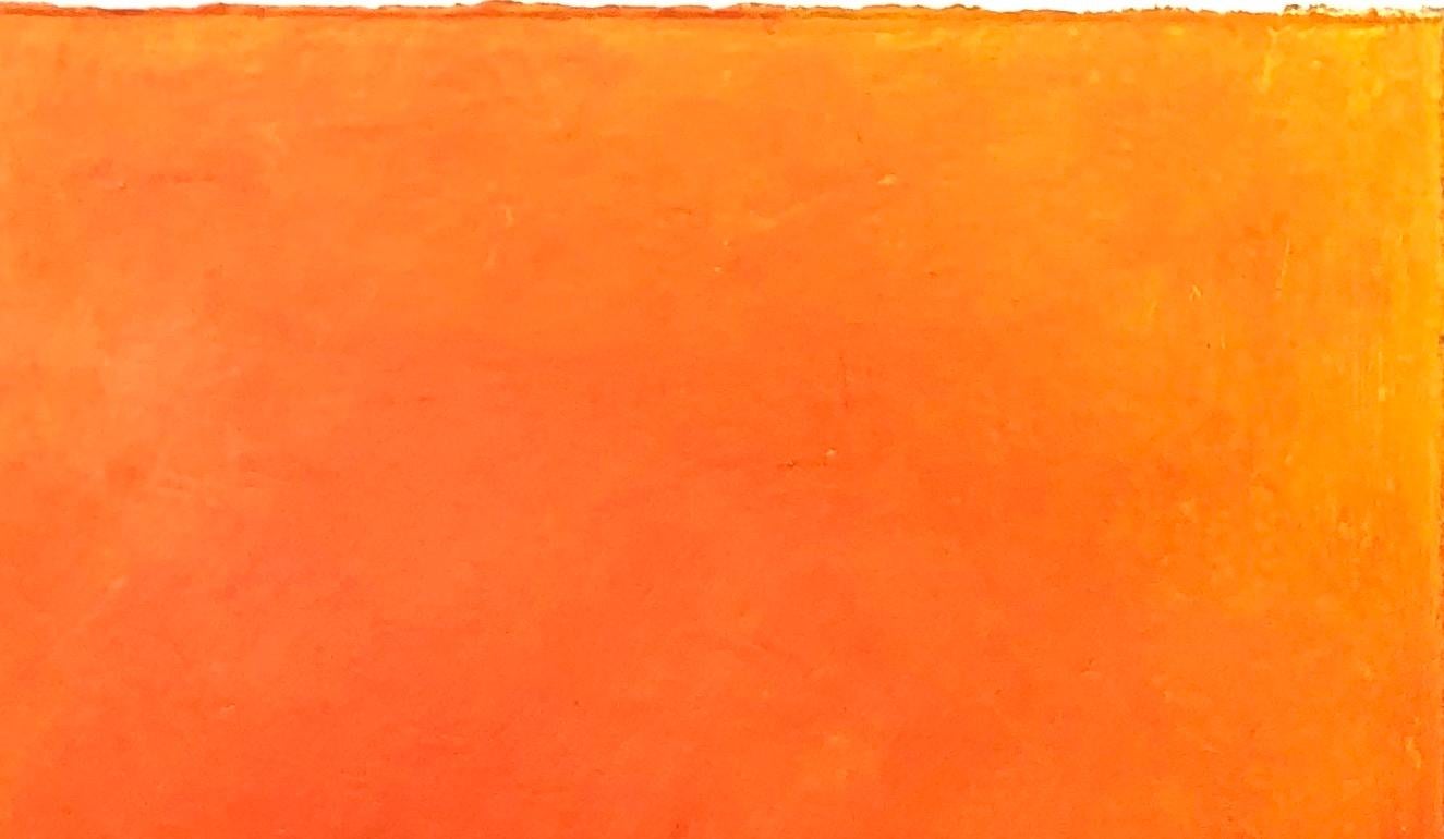 Première flamme, nature morte abstraite de fruits pastel orange et jaune, 2020 - Abstrait Art par Daisy Craddock