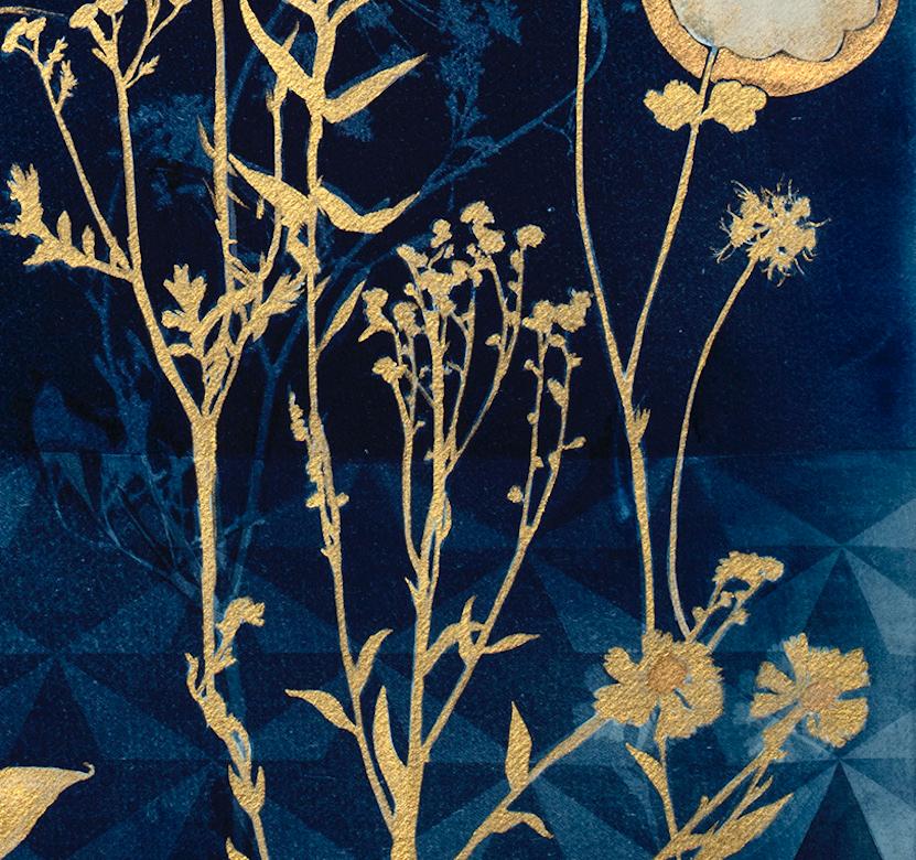 Pittura in cianotipia (Ibisco d'oro, Cosmo, Felci, Motivo del pavimento), natura morta - Art Contemporaneo di Julia Whitney Barnes